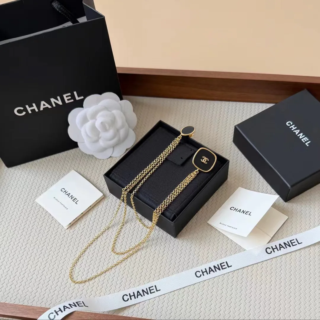 Бижутерия Chanel 18123066