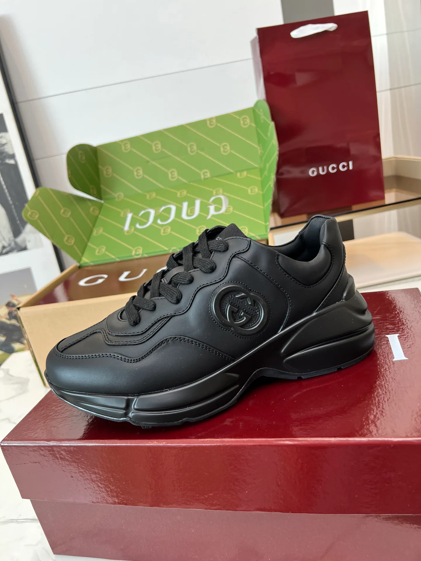 Кроссовки Женские Gucci 5120065
