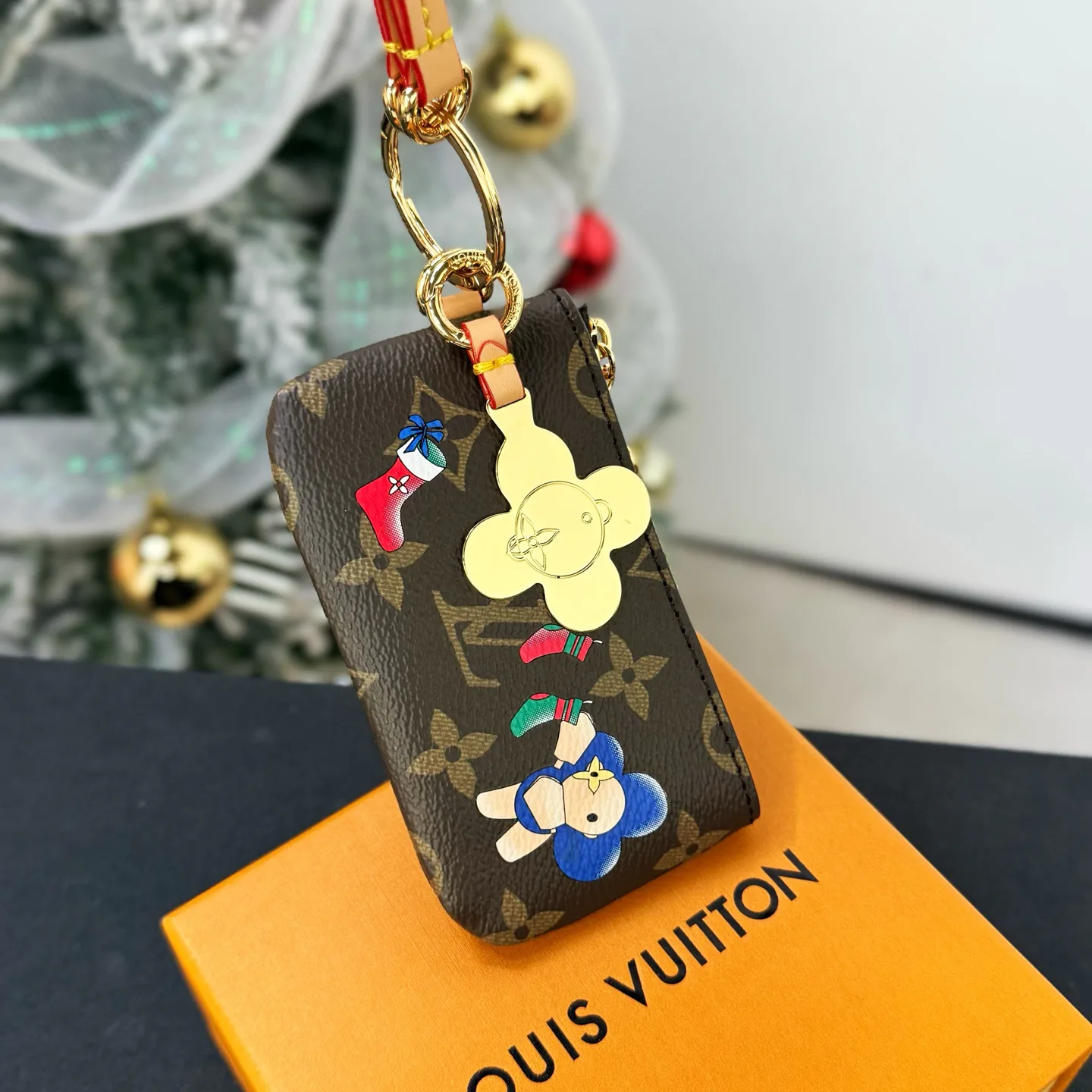 Клатчи Женские Louis Vuitton 2546476