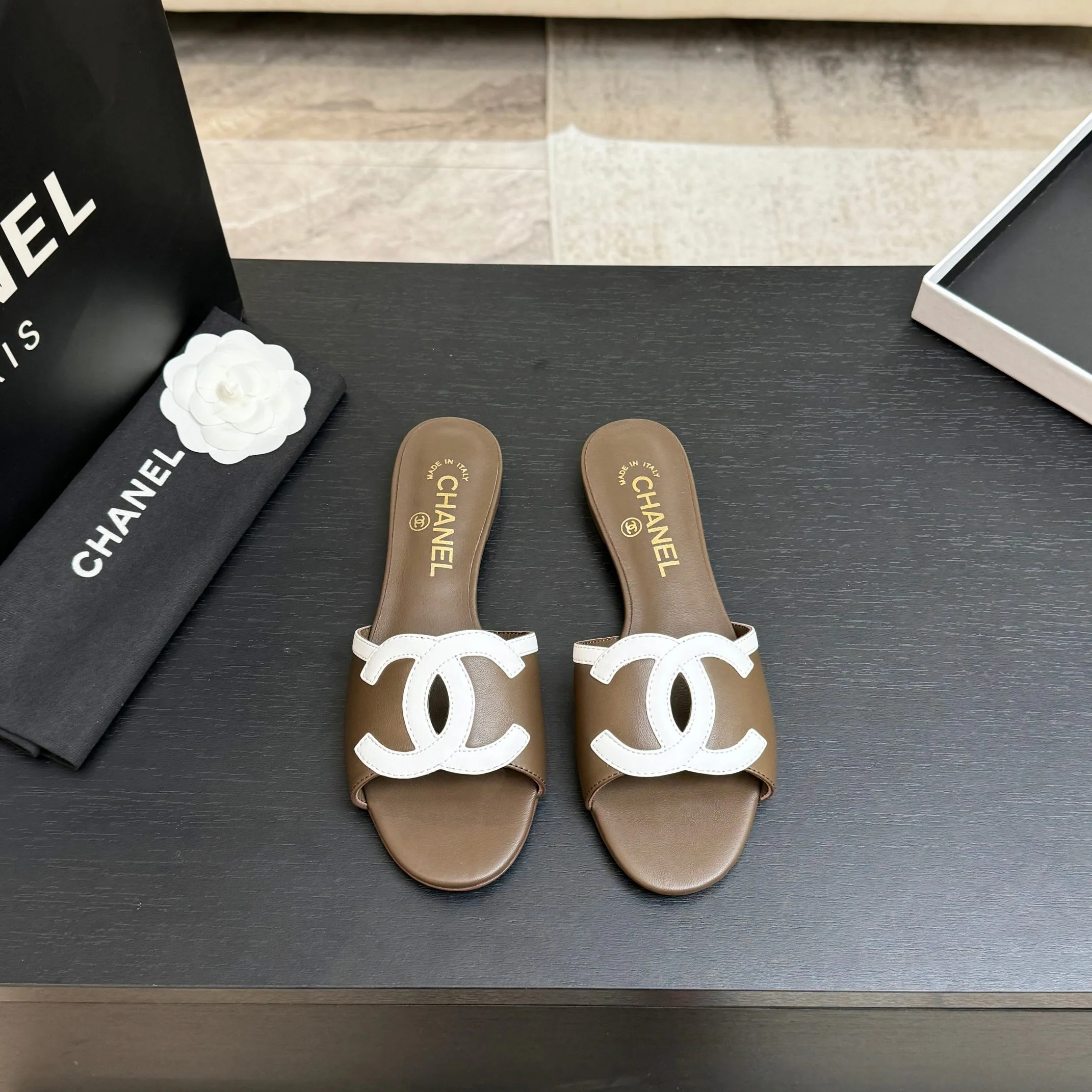 Сандалии Женские Chanel 11648960