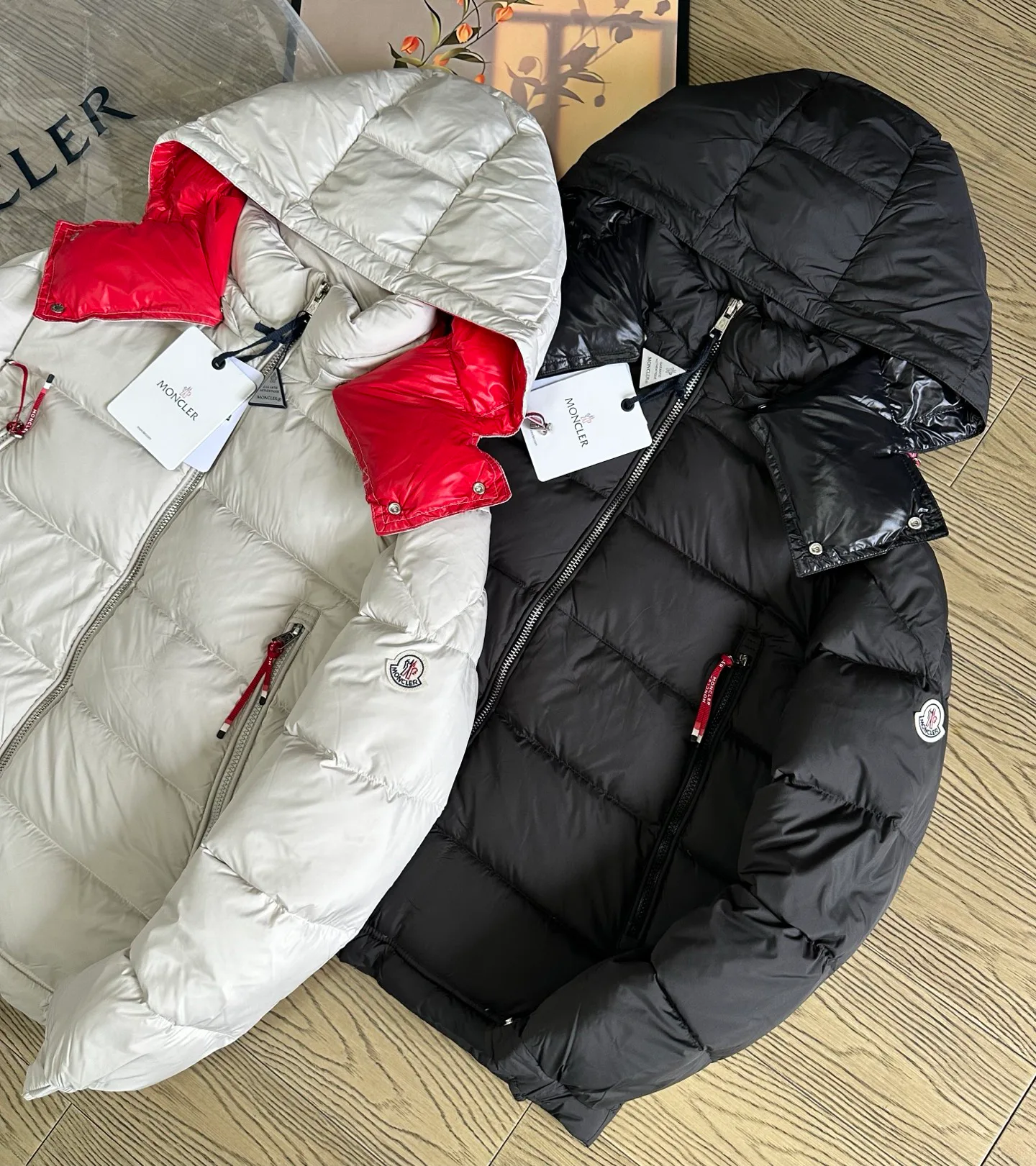 Куртки И Пуховики Женские Moncler 5379591