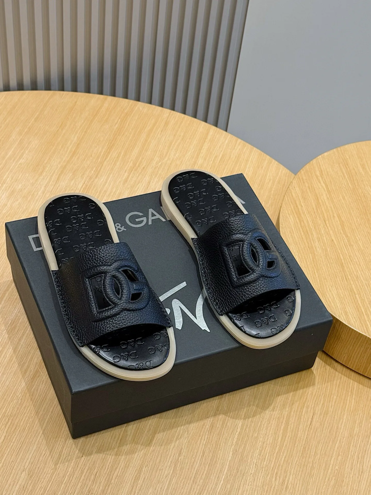 Шлепанцы Мужские Dolce & Gabbana 12768621