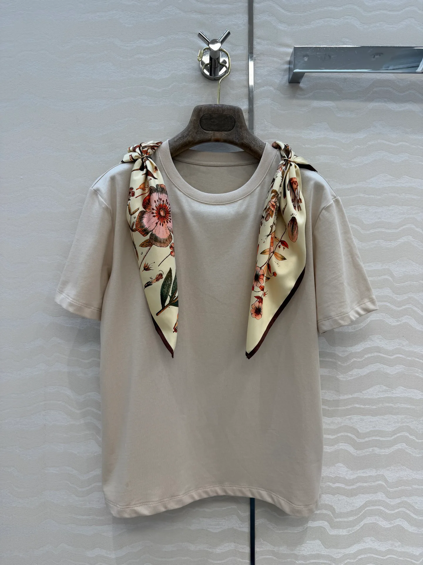 Футболки Женские Loro Piana 20059057