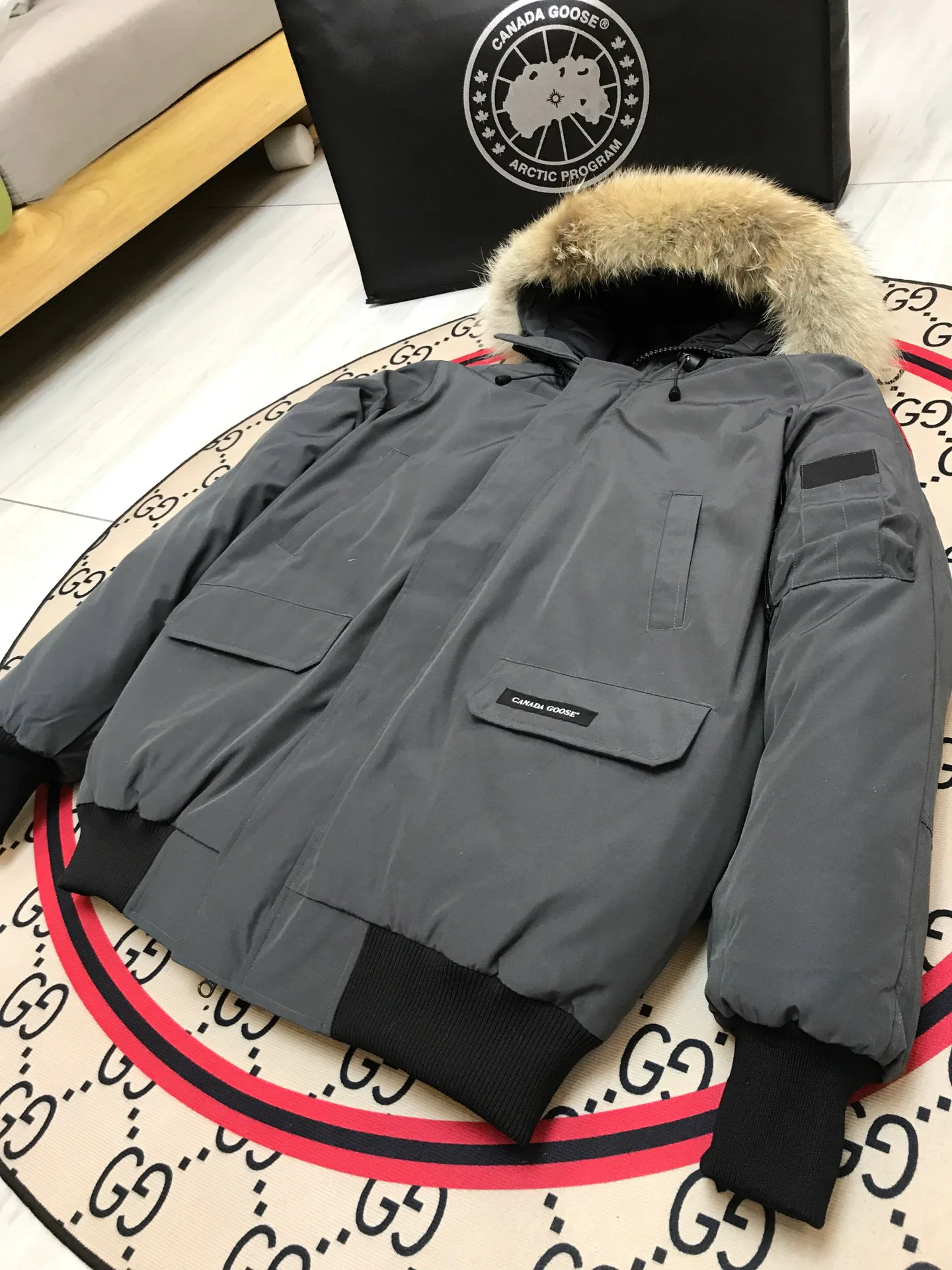 Куртки И Пуховики Женские Canada Goose 3153885