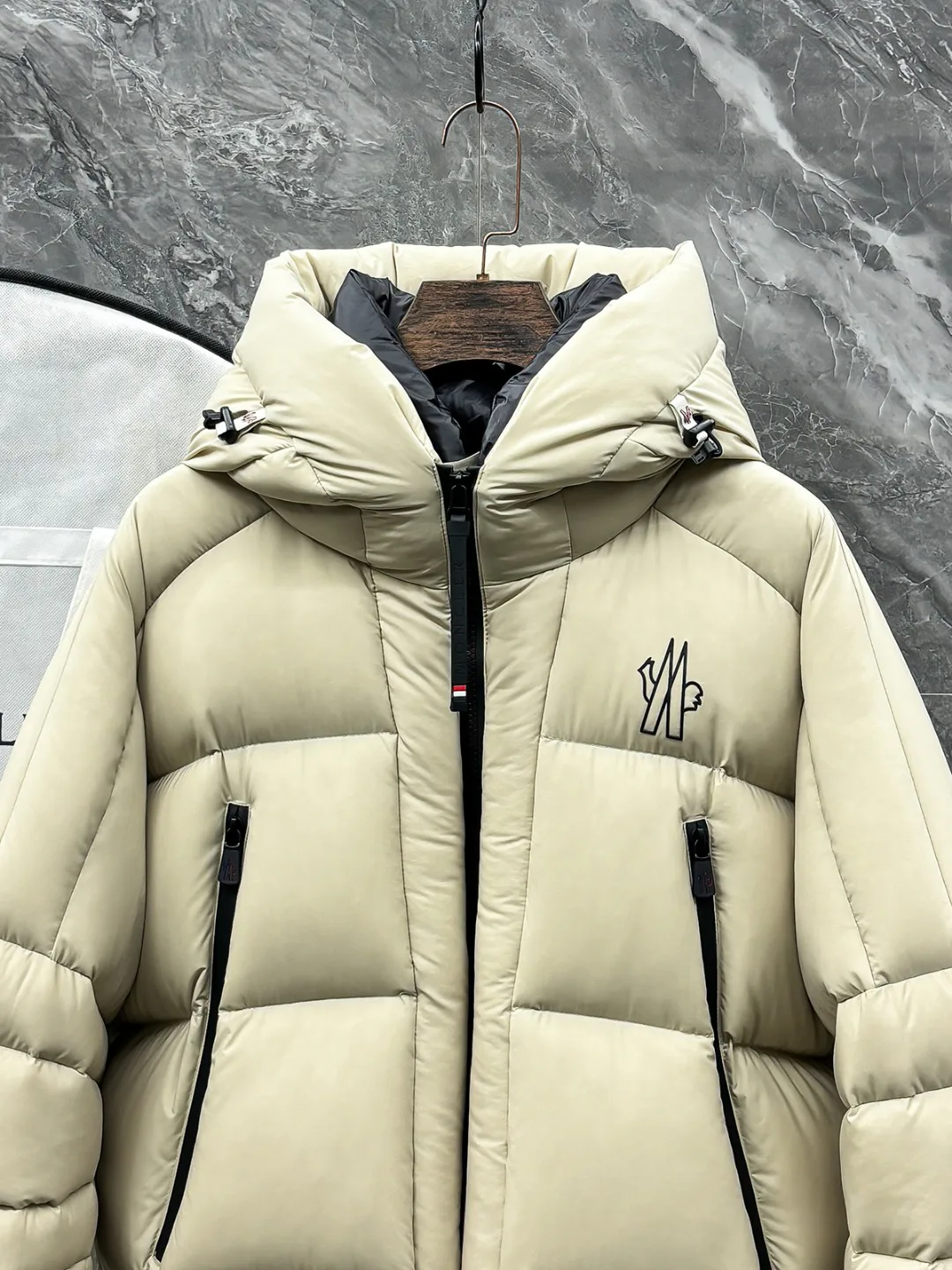 Куртки И Пуховики Мужские Moncler 492976