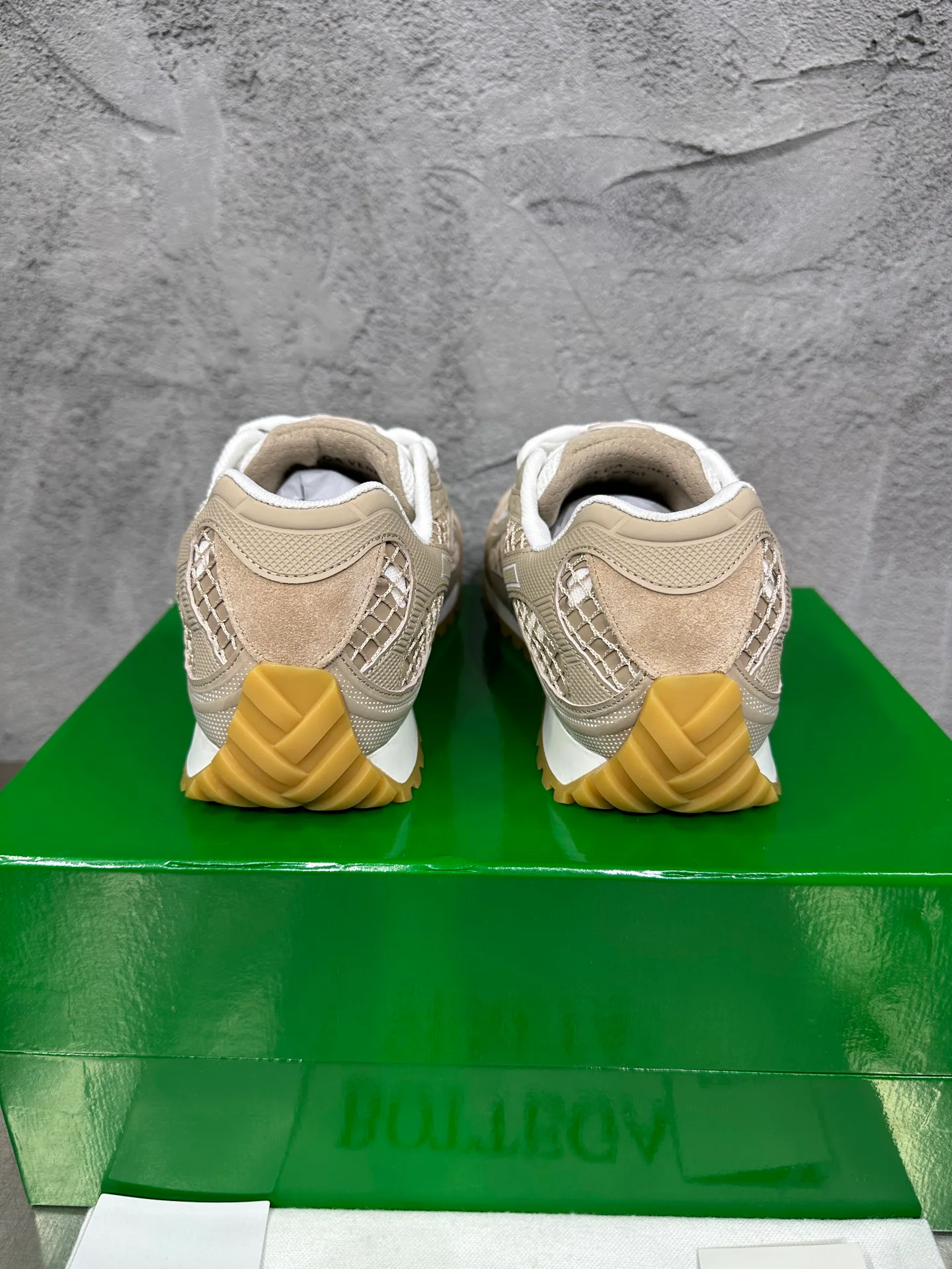 Кроссовки Женские Bottega Veneta 1885530