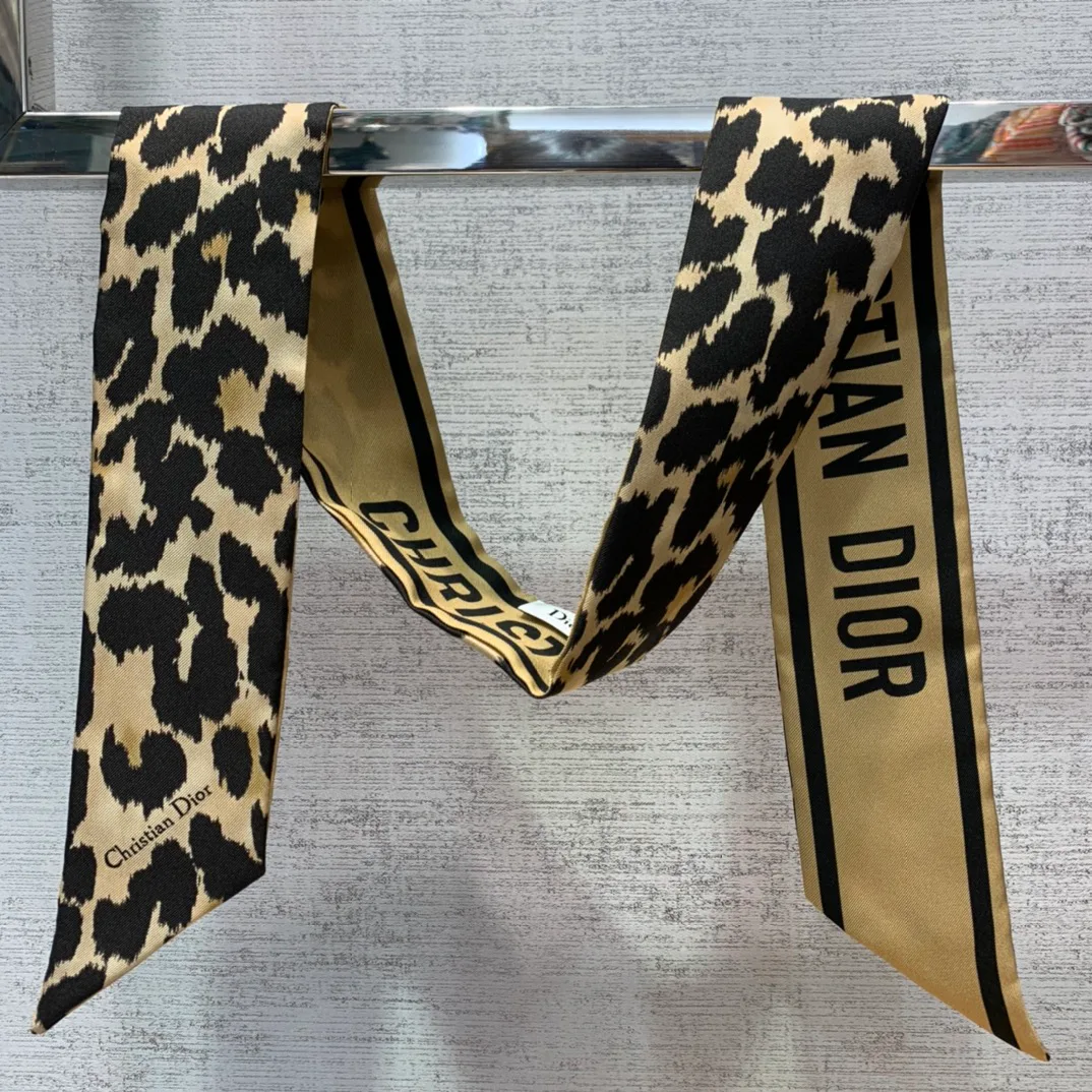 Платки Christian Dior 17992733