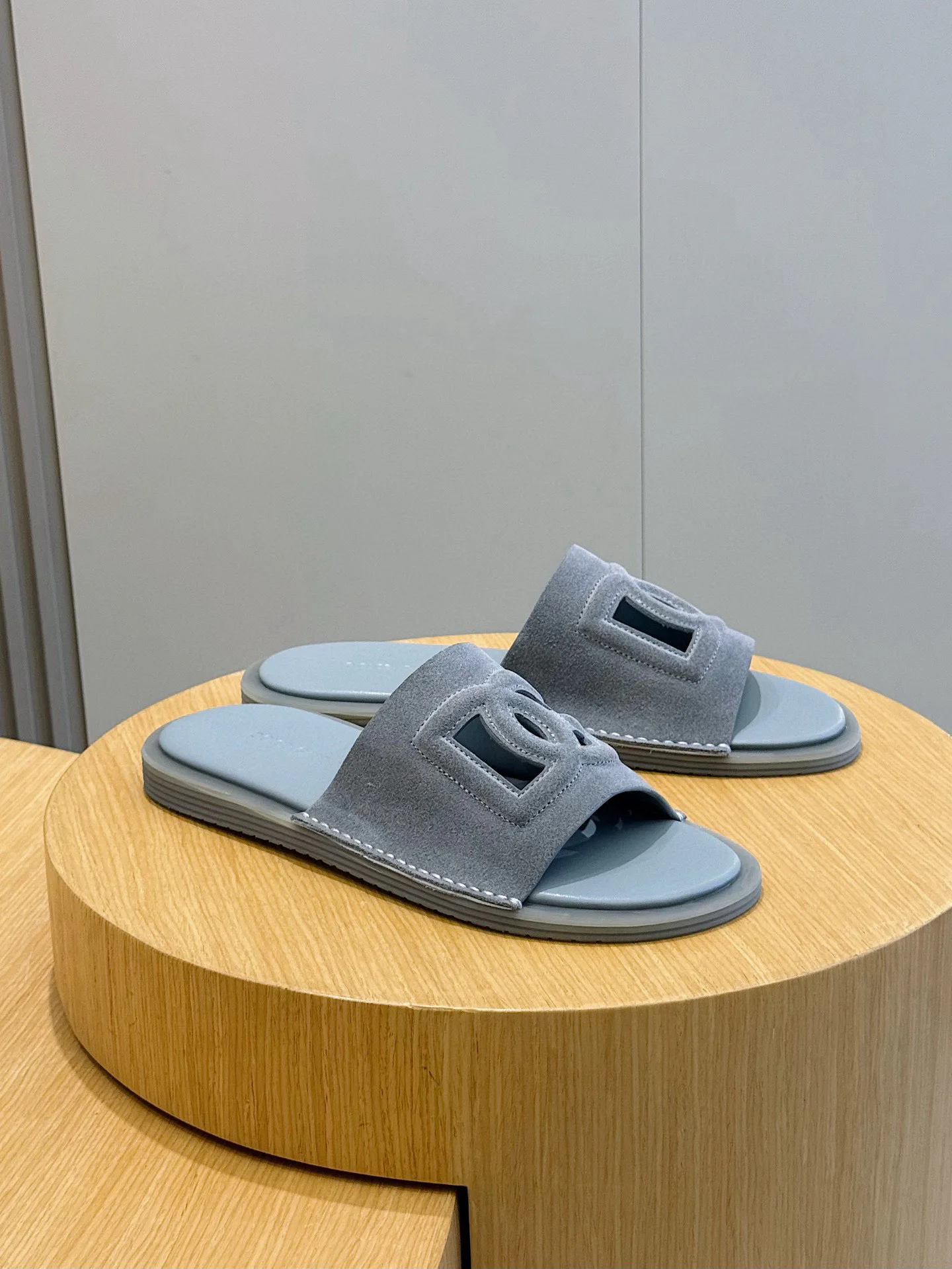 Шлепанцы Мужские Dolce & Gabbana 12768614