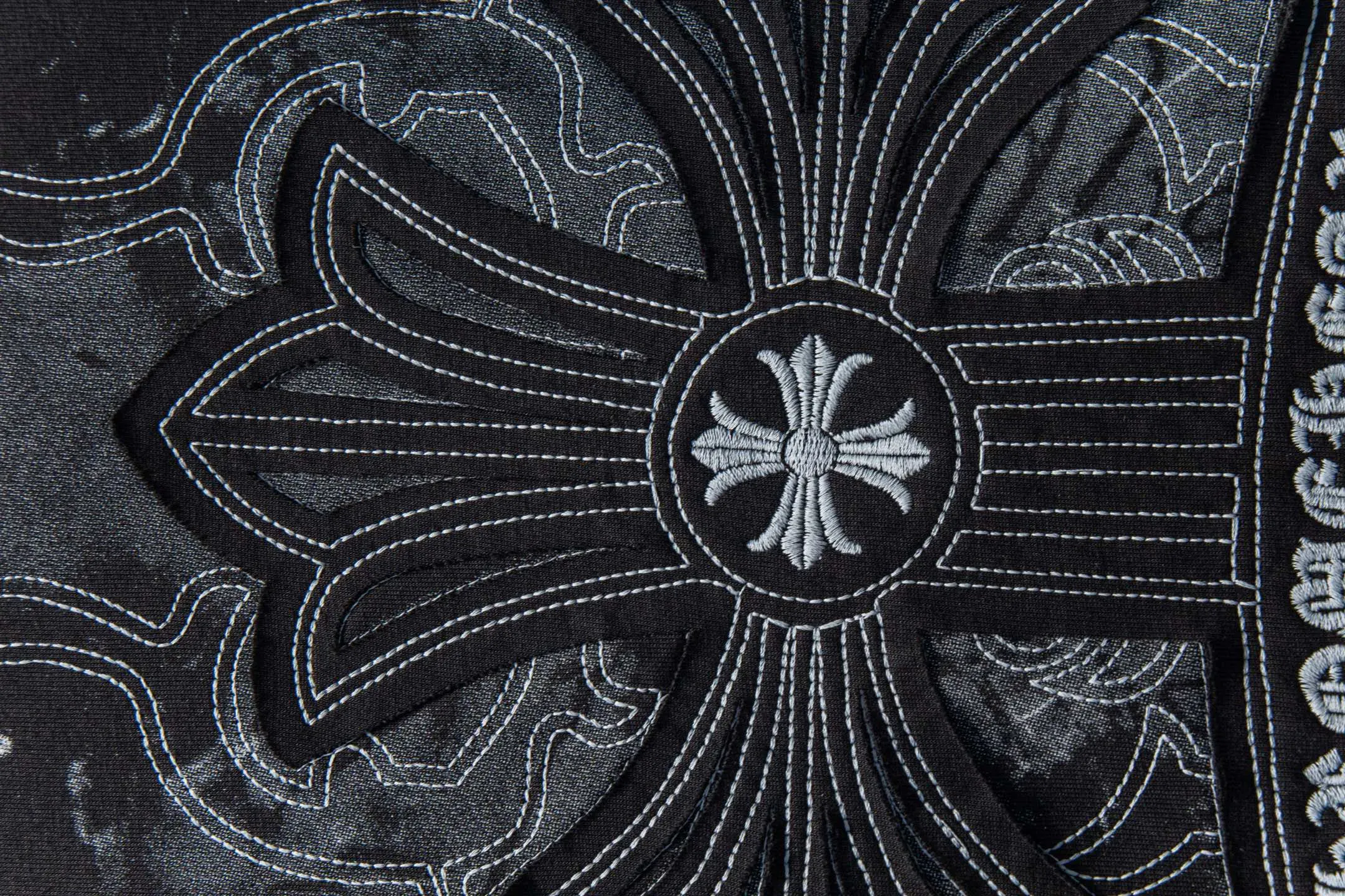 Футболки Женские Chrome Hearts 11420