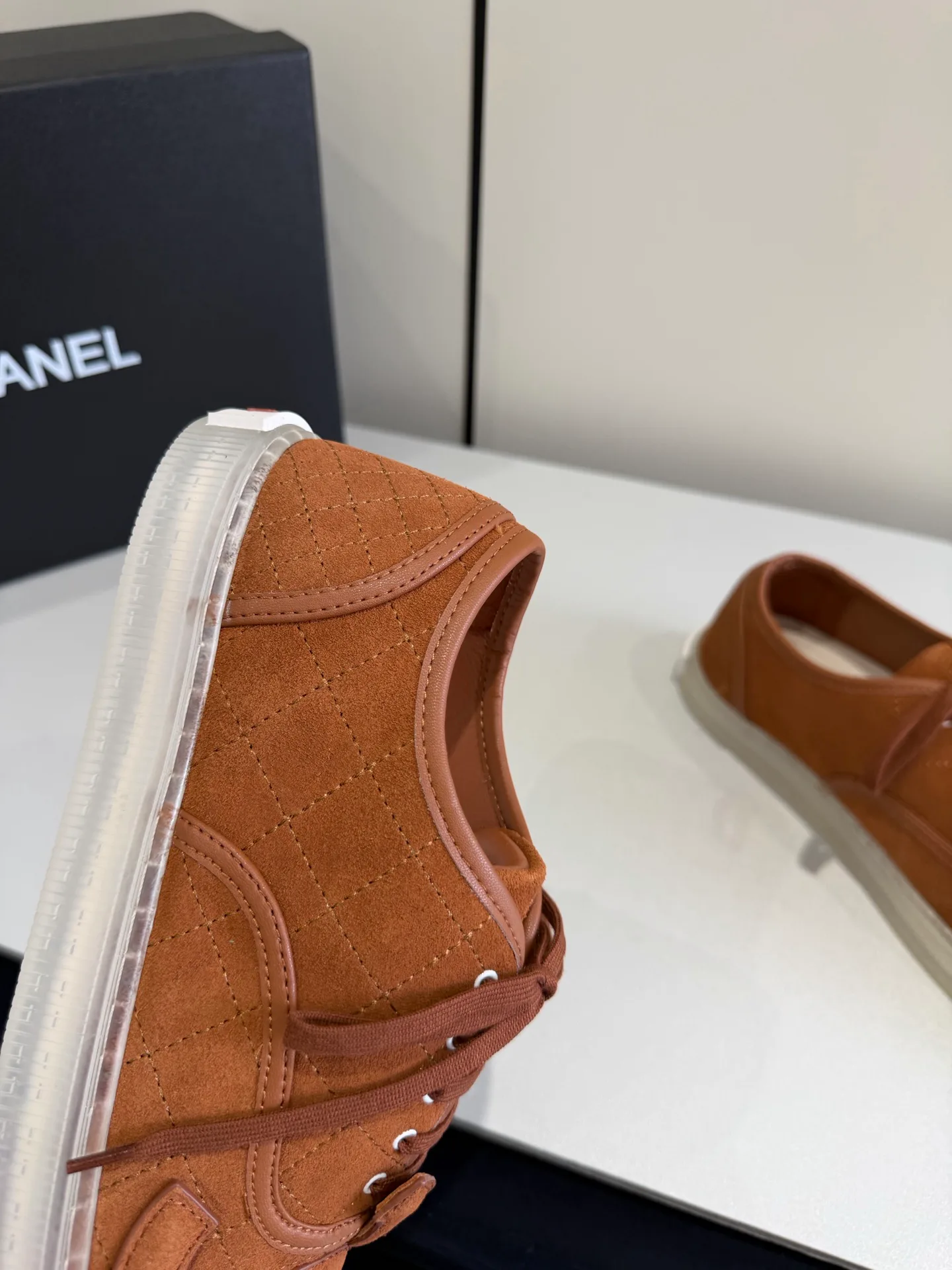 Кроссовки Женские Chanel 19528258