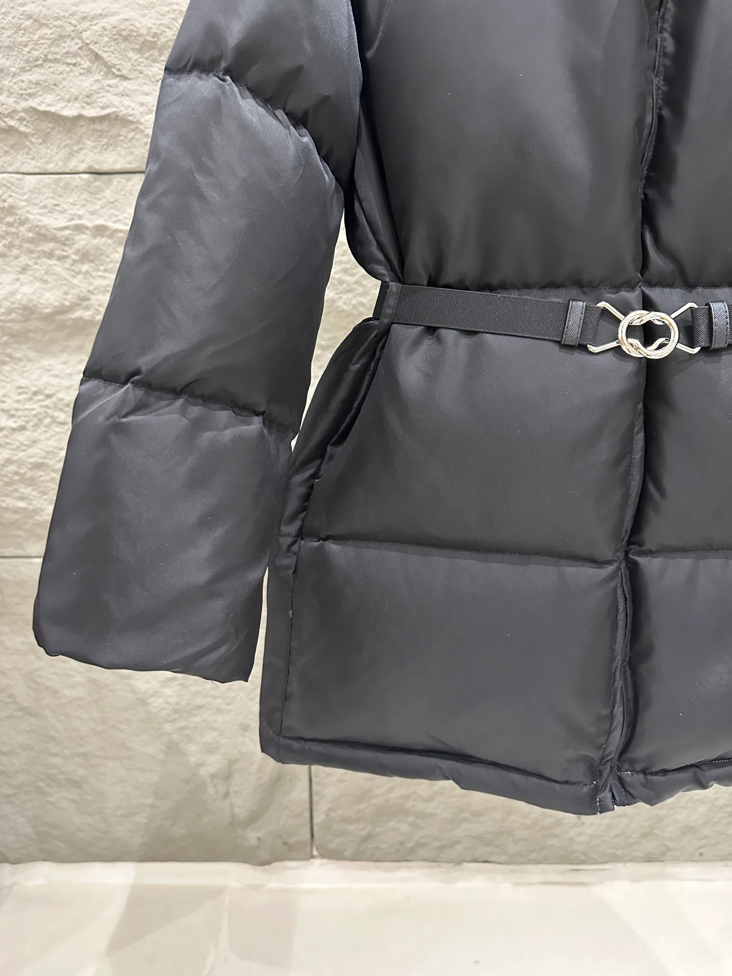 Куртки И Пуховики Женские Prada 18411262