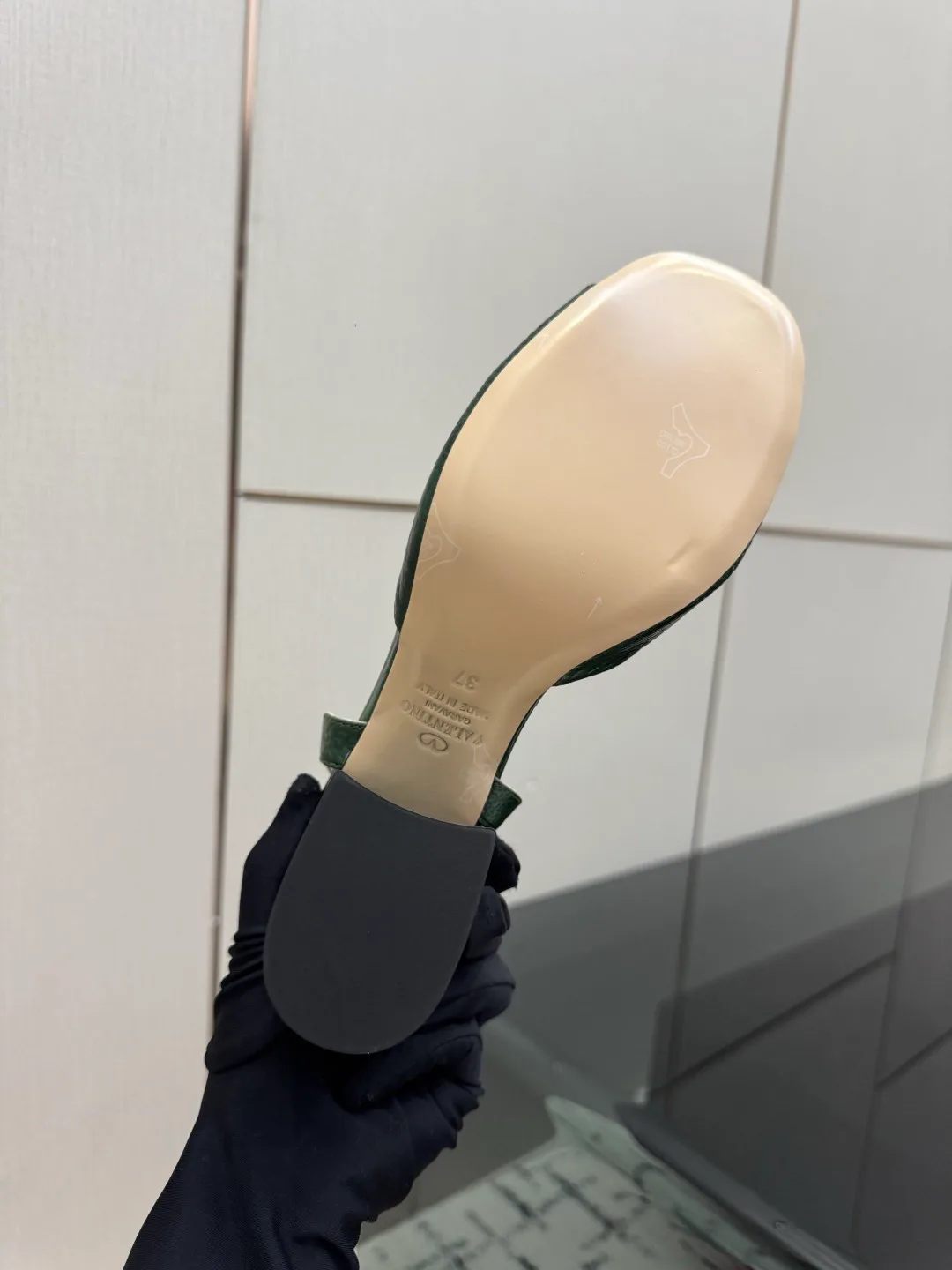 Босоножки Женские Valentino 18048995