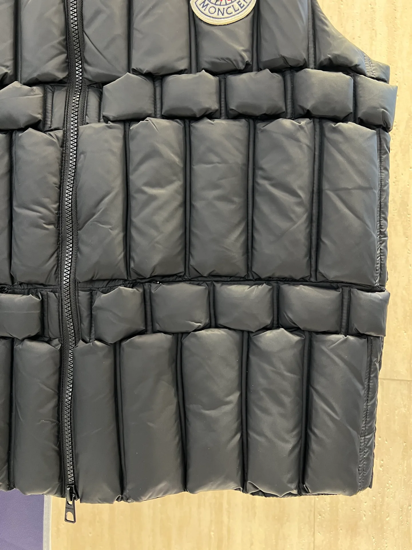 Жилеты Женские Moncler 18658010