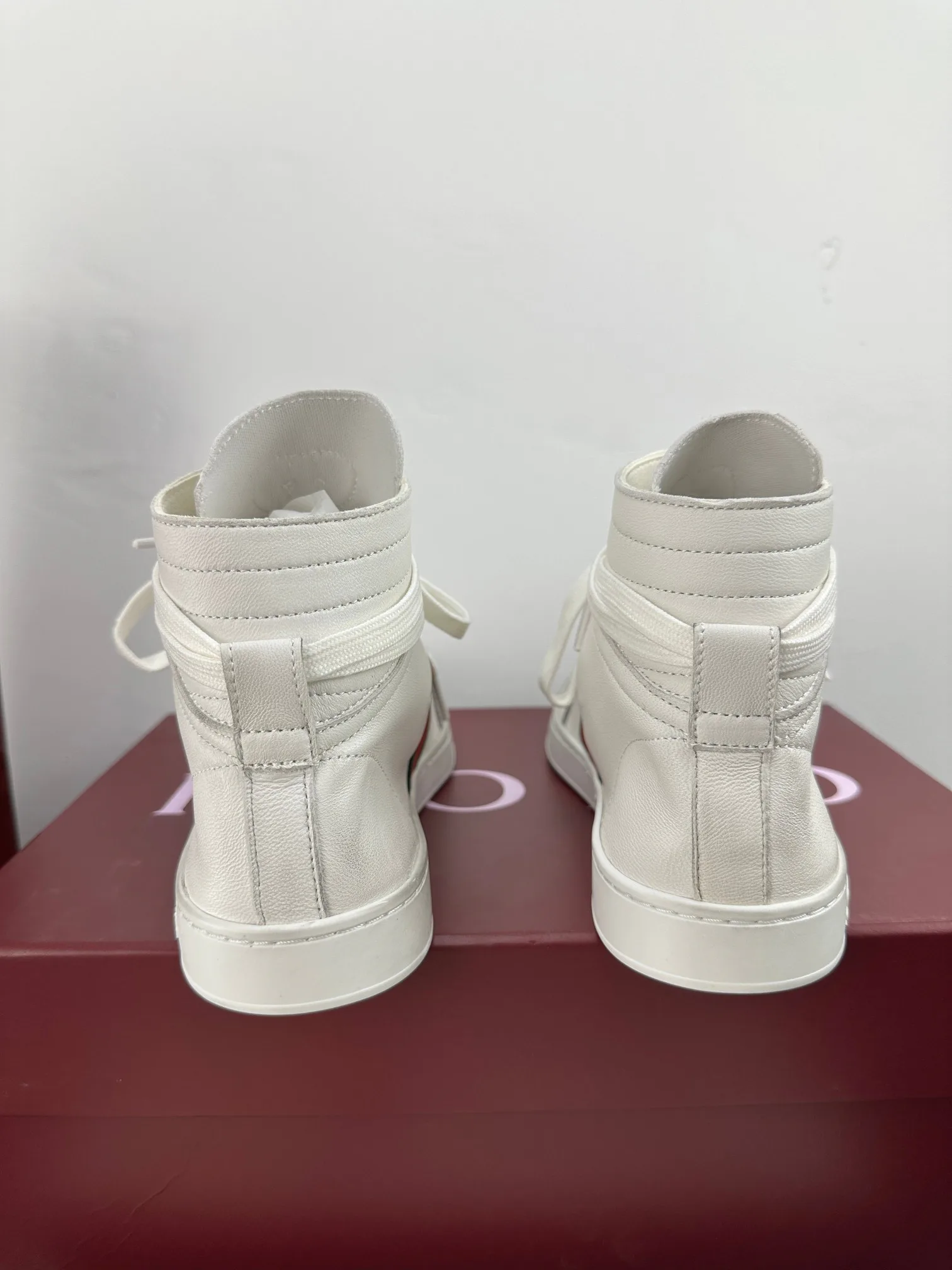 Кроссовки Мужские Gucci 14316919