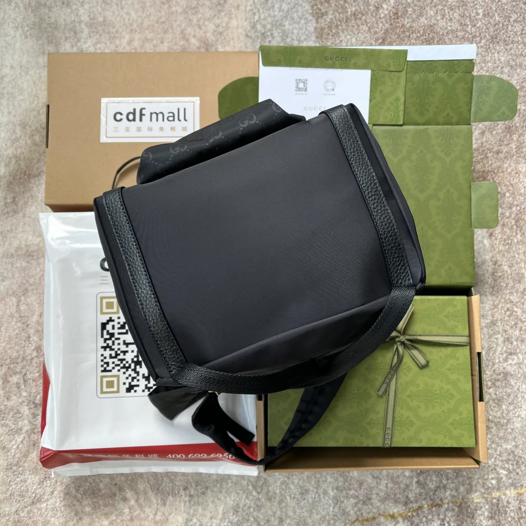 Рюкзаки Женские Gucci 546463