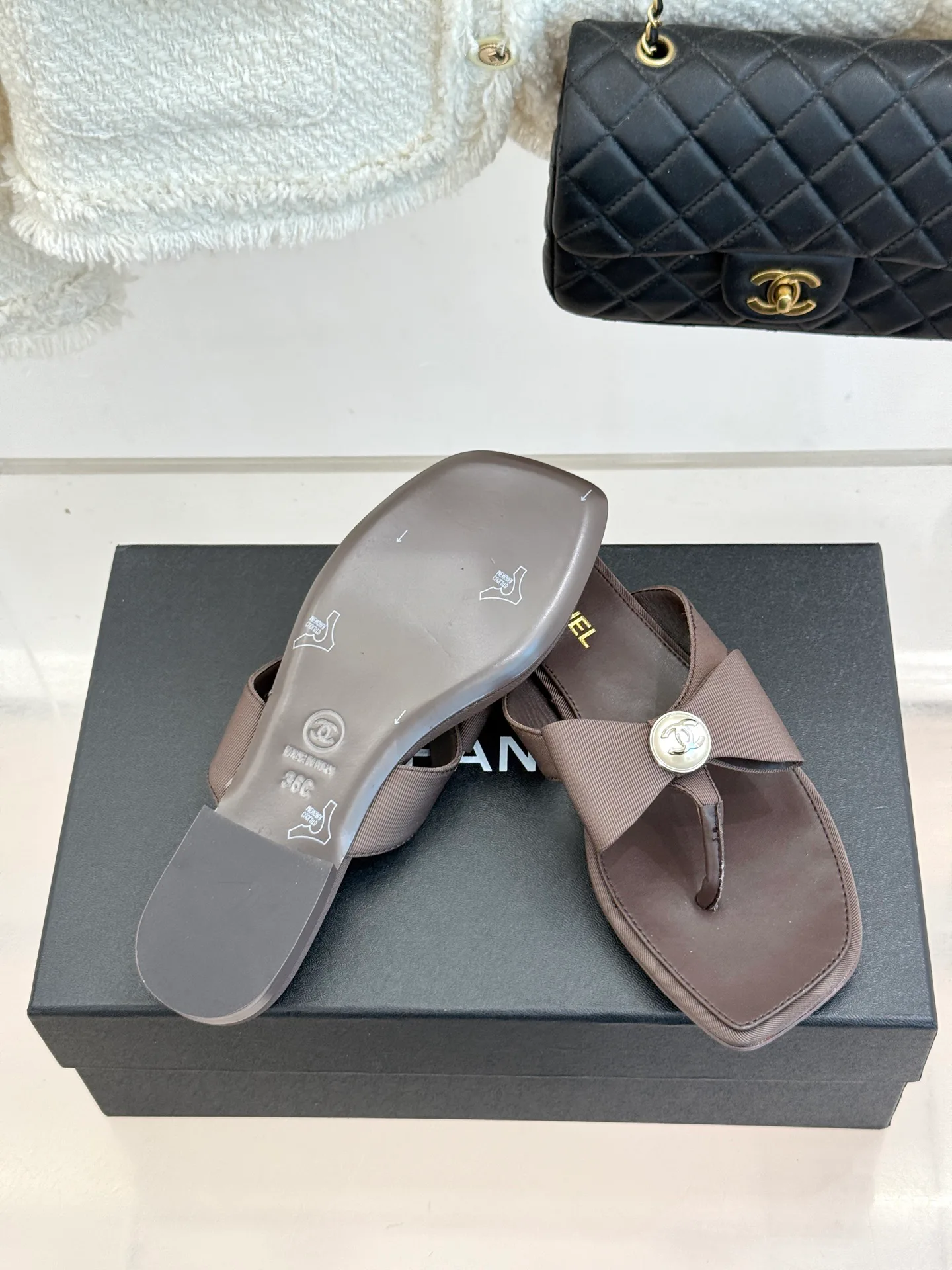 Шлепанцы Женские Chanel 16965751