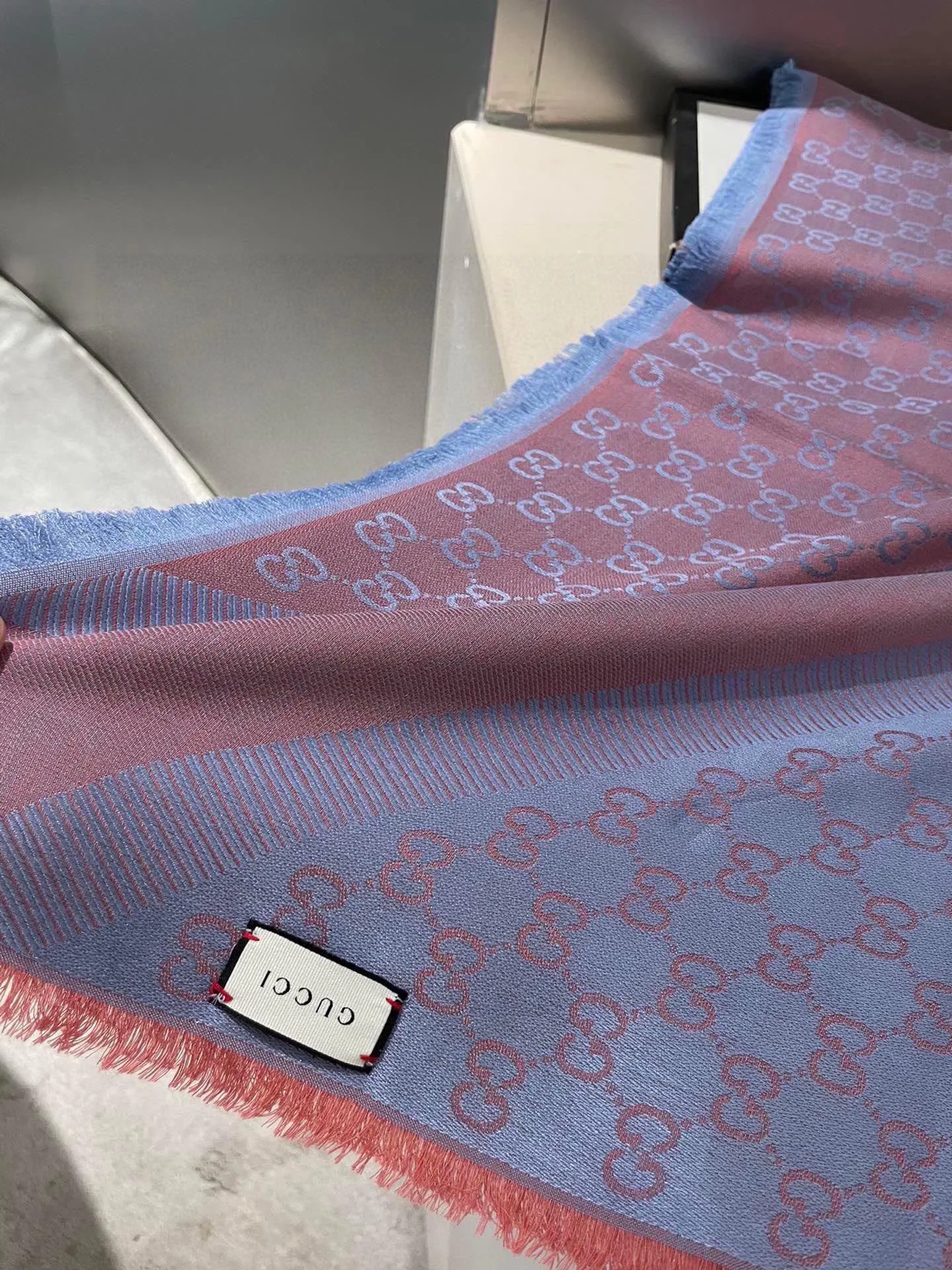 Шарфы Gucci 11633403