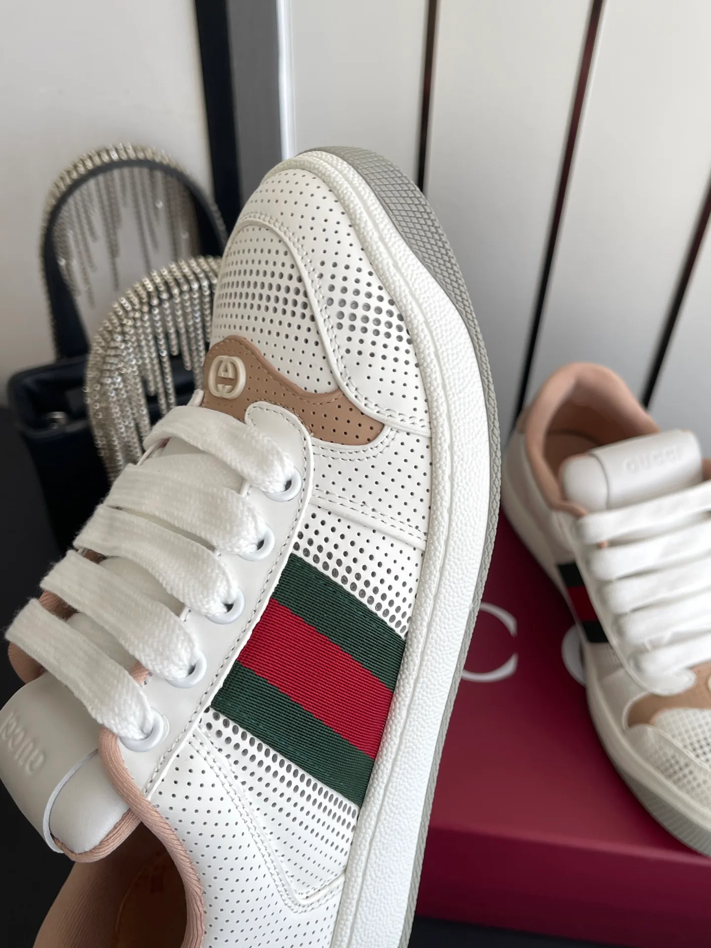 Кроссовки Женские Gucci 19538654
