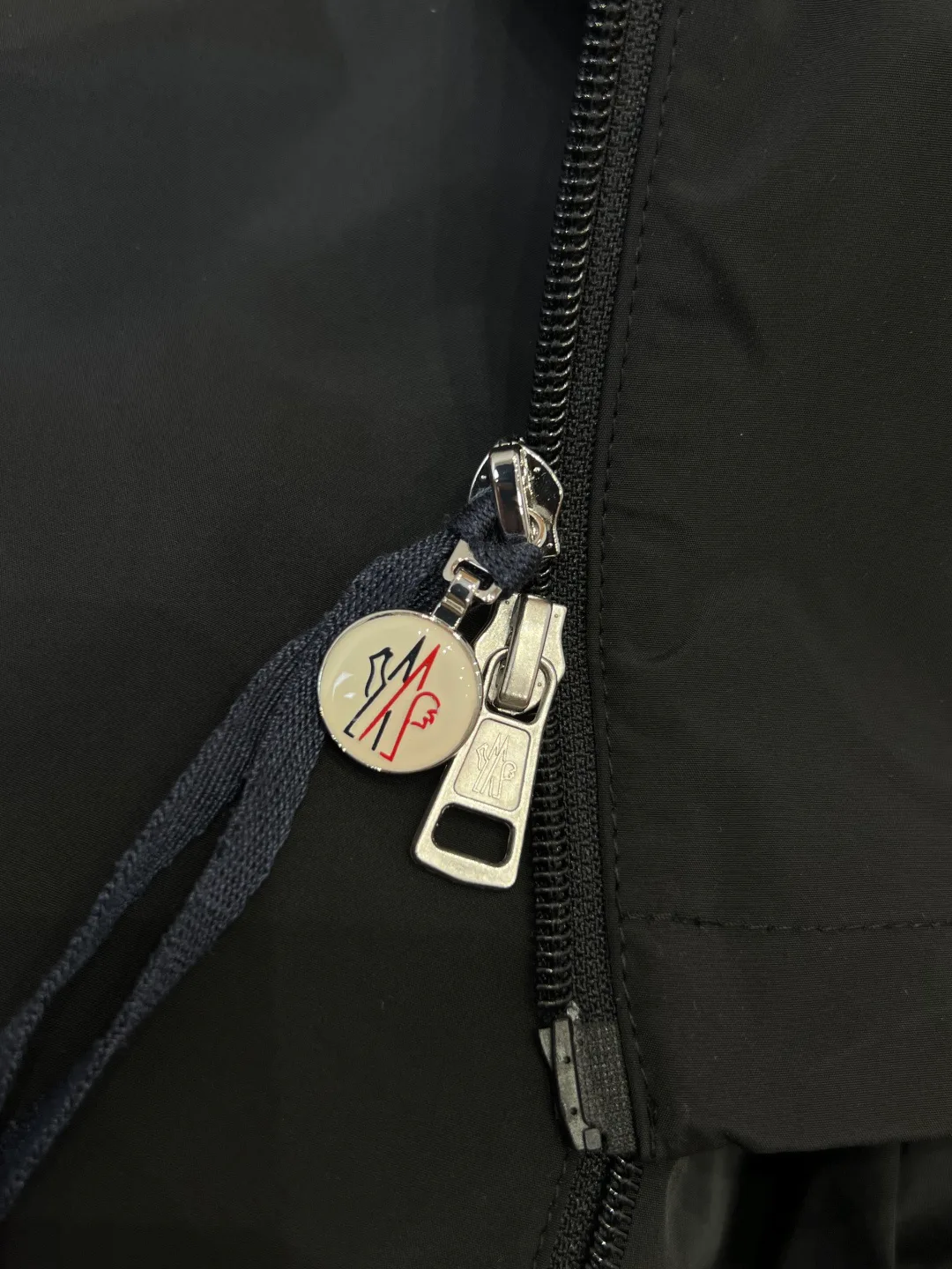 Куртки И Пуховики Мужские Moncler 17571930