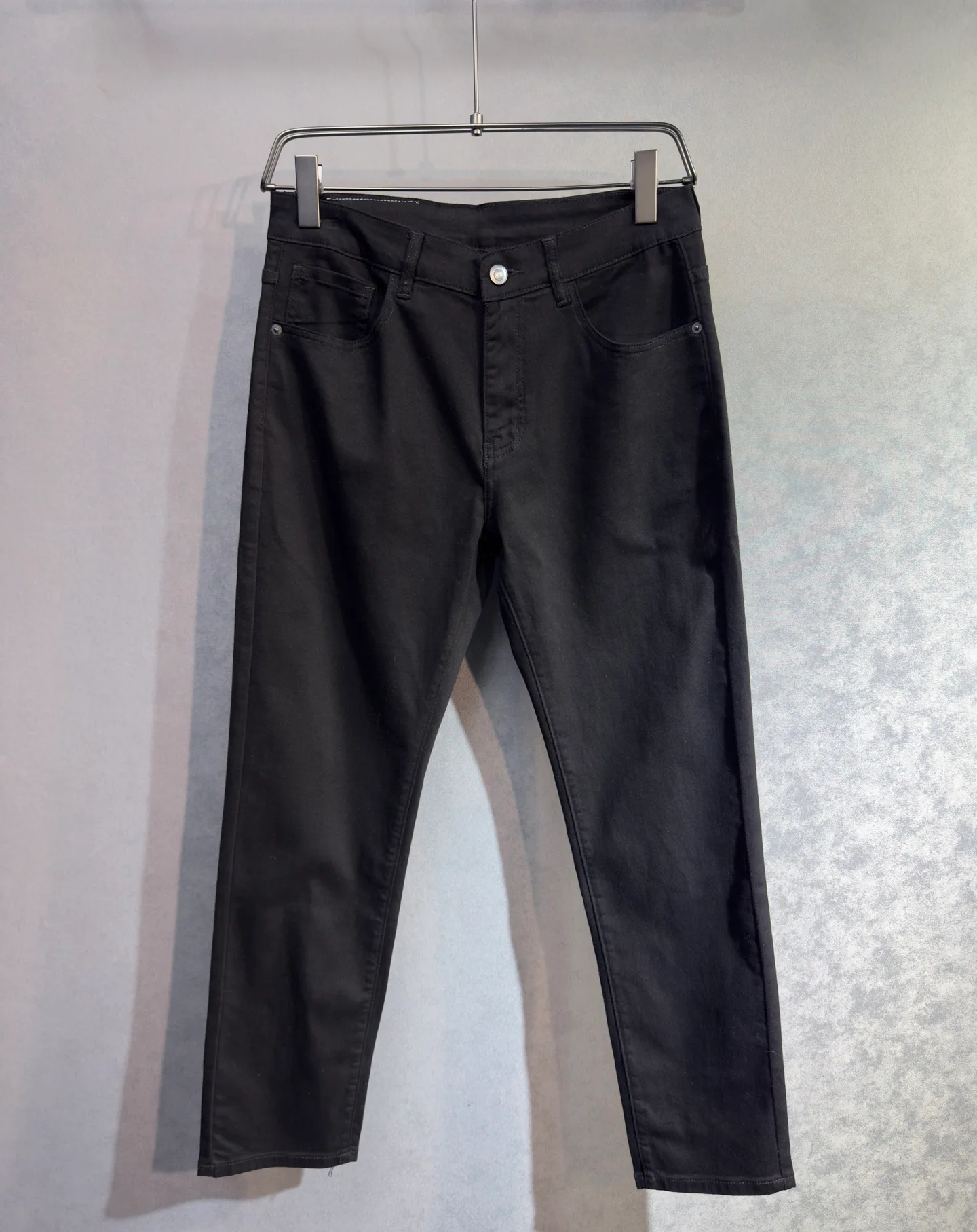 Джинсы Мужские Burberry 18098386