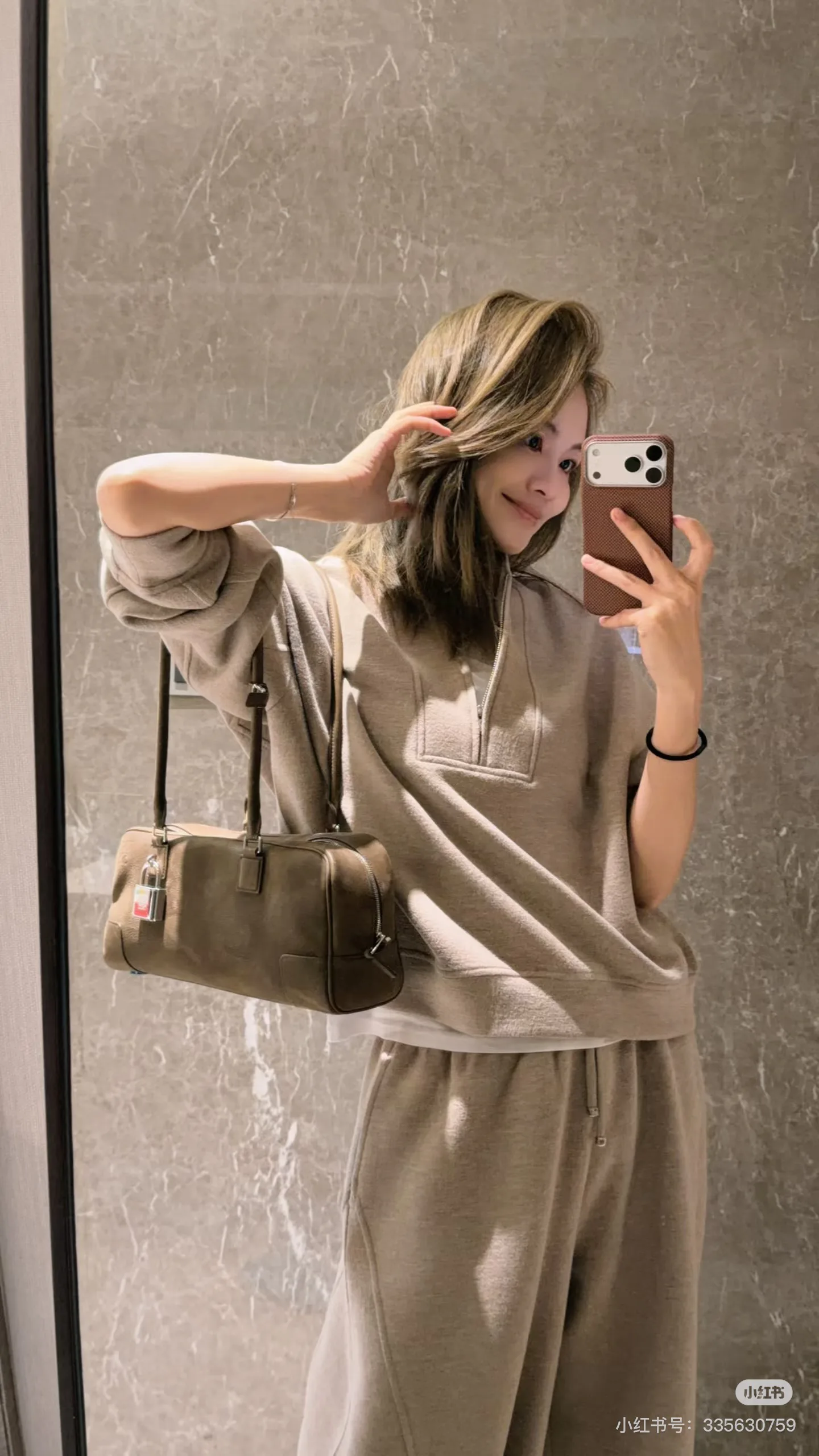 Классические Сумки Женские Loewe 11504270