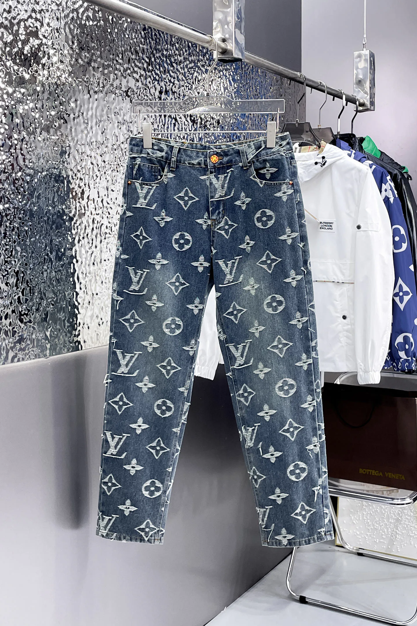 Джинсы Женские Louis Vuitton 6060173