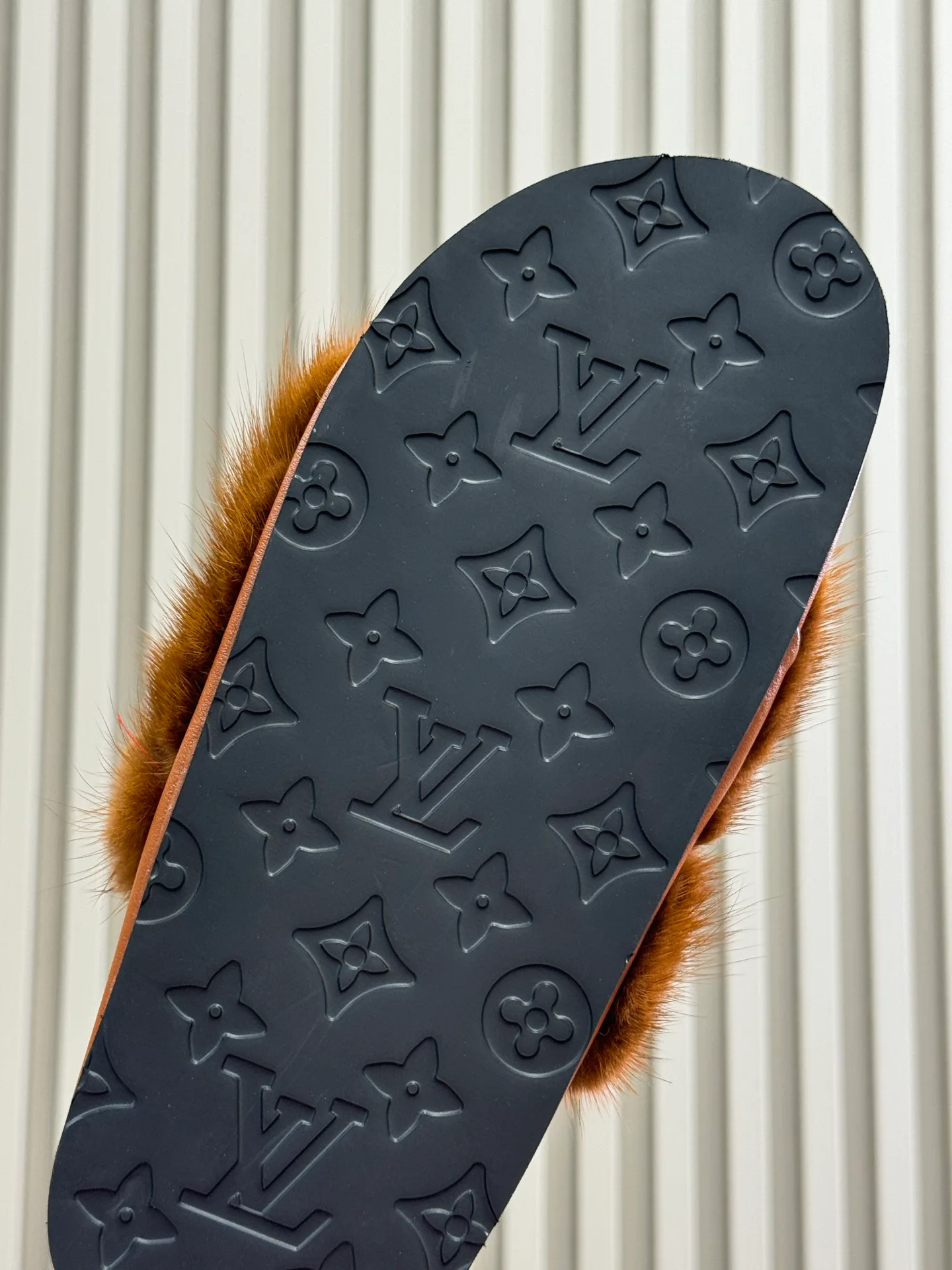 Тапочки Женские Louis Vuitton 137511