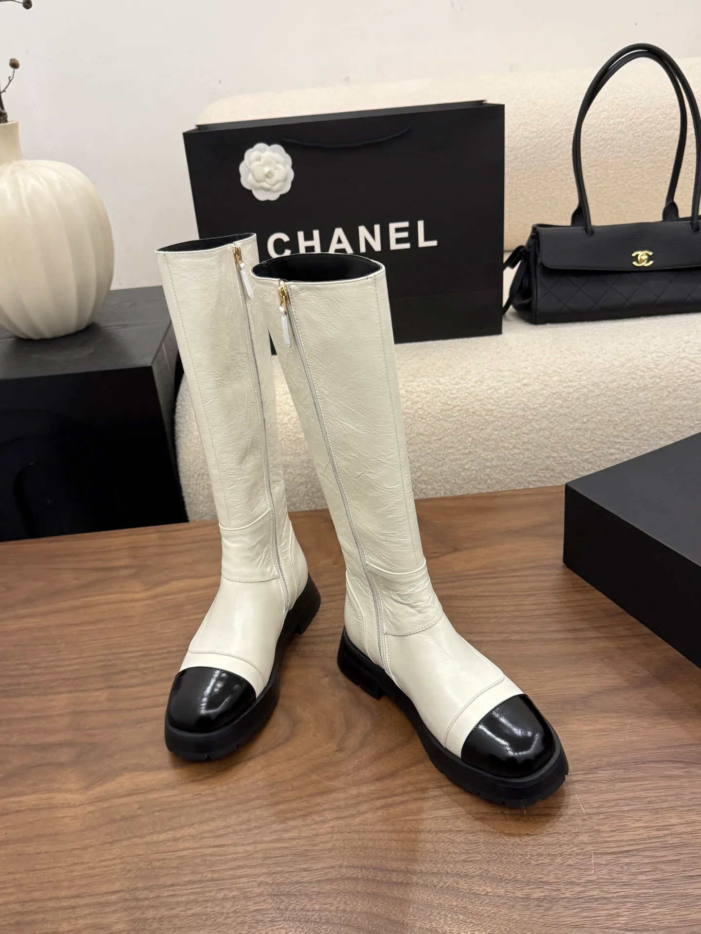 Сапоги Женские Chanel 18323368