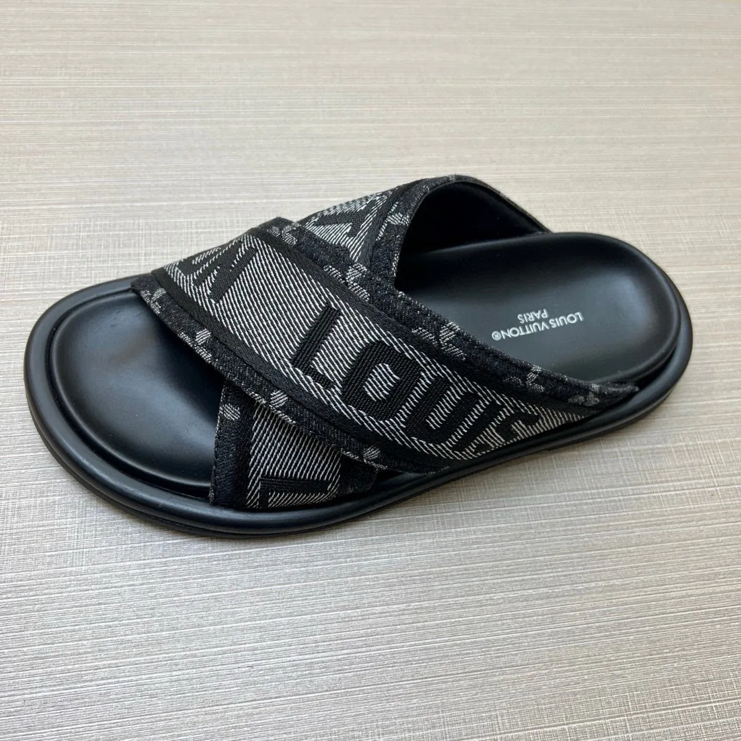 Шлепанцы Женские Louis Vuitton 9801546