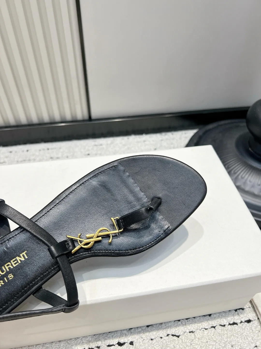 Шлепанцы Женские Saint Laurent 17578042