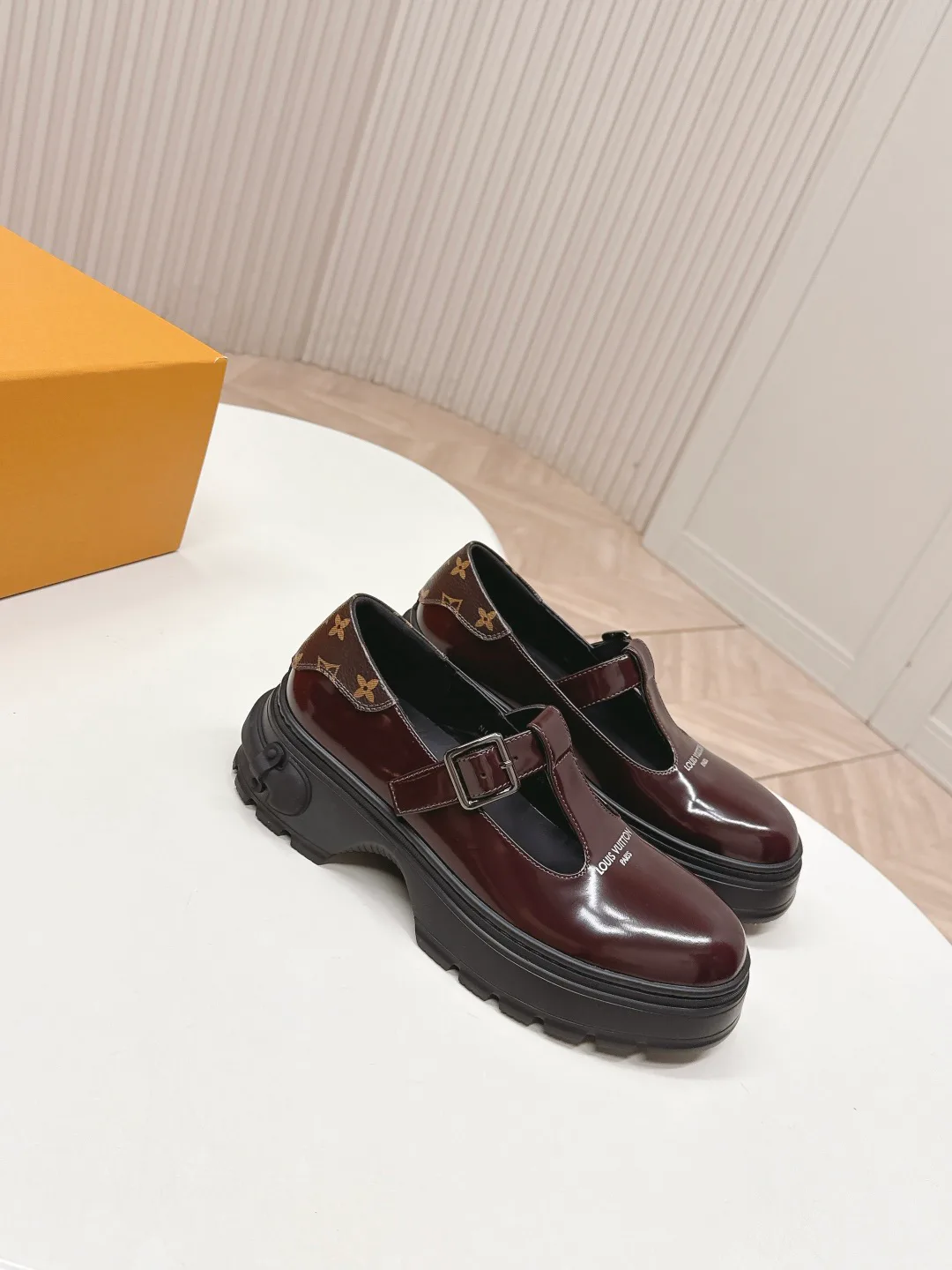 Туфли Женские Louis Vuitton 5188066