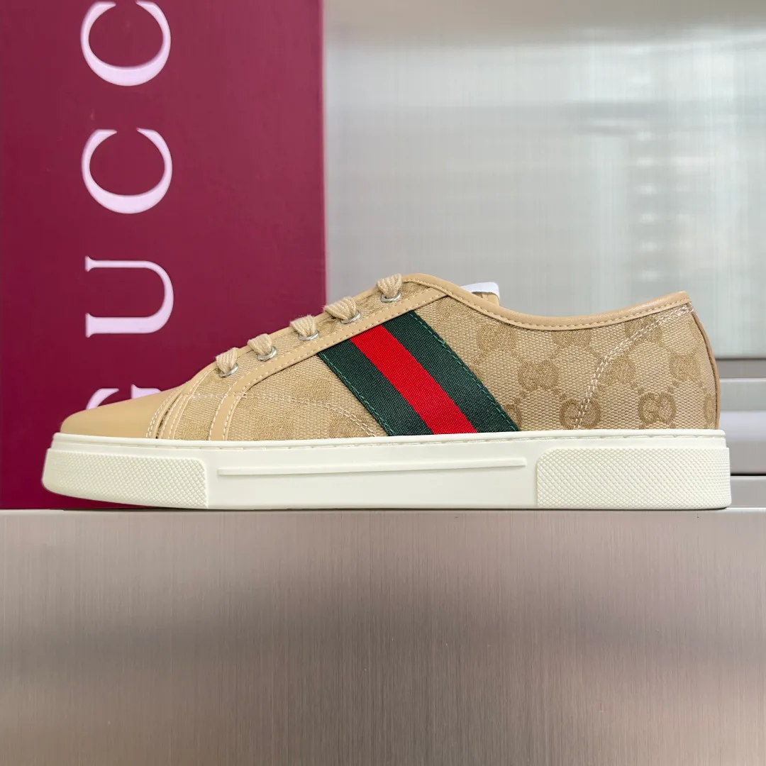 Кроссовки Женские Gucci 13300439