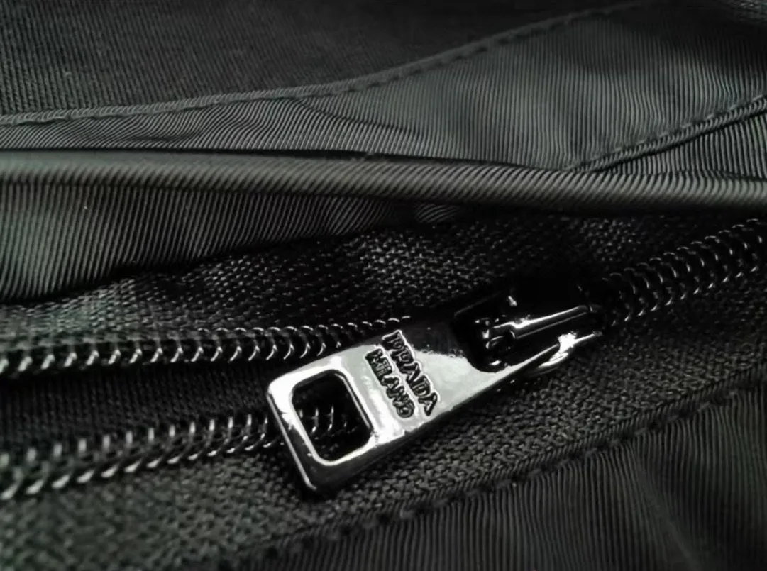 Футболки Мужские Prada 11363567