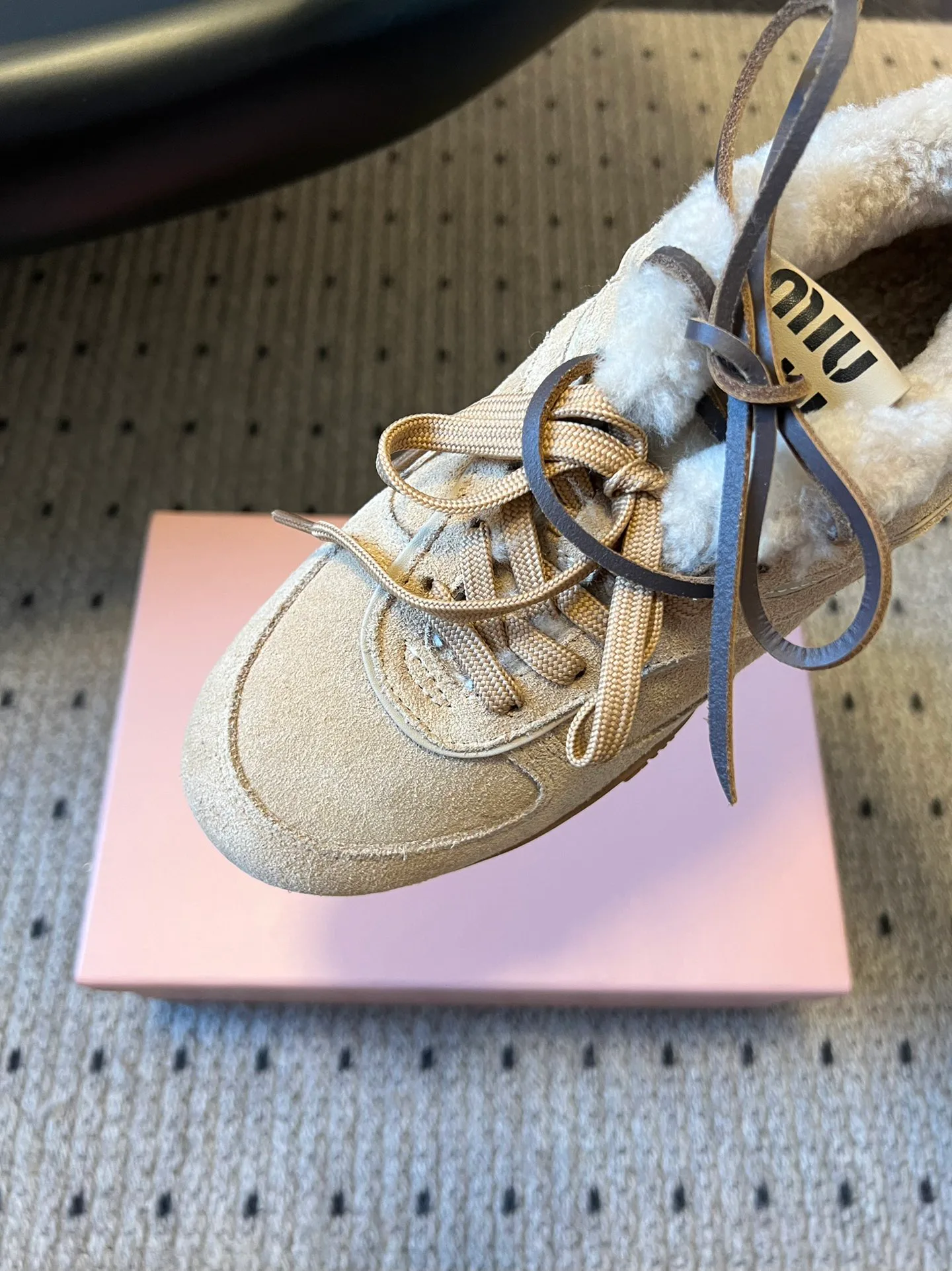Кроссовки Женские Miu Miu 18462168