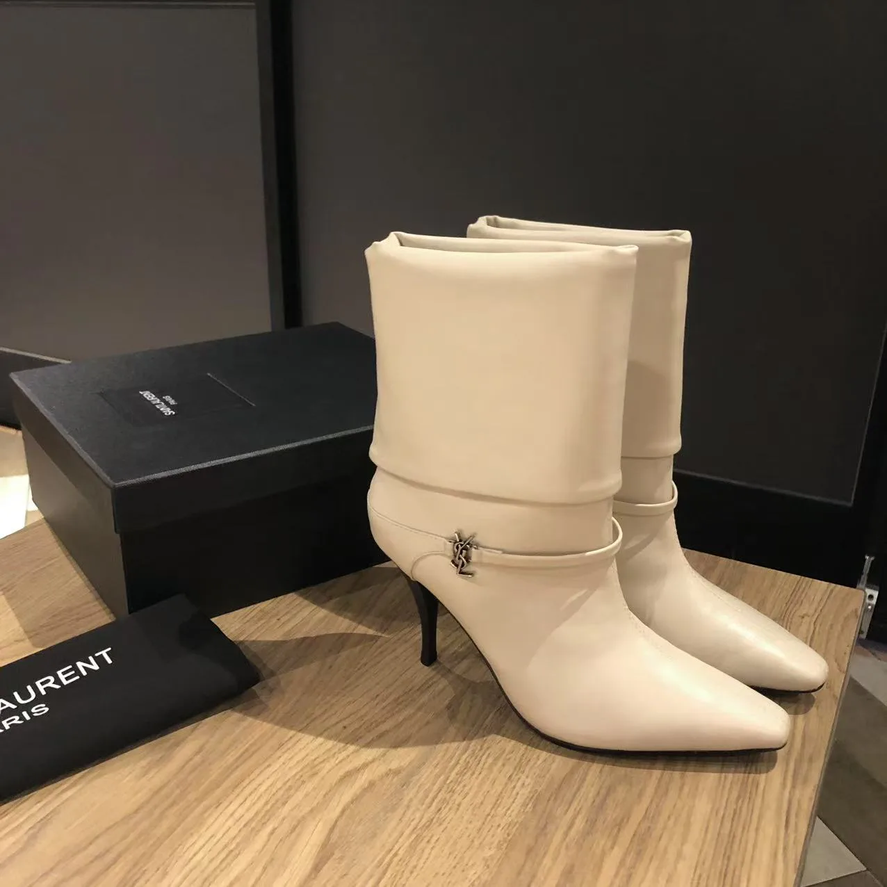 Ботильоны Женские Saint Laurent 19308394