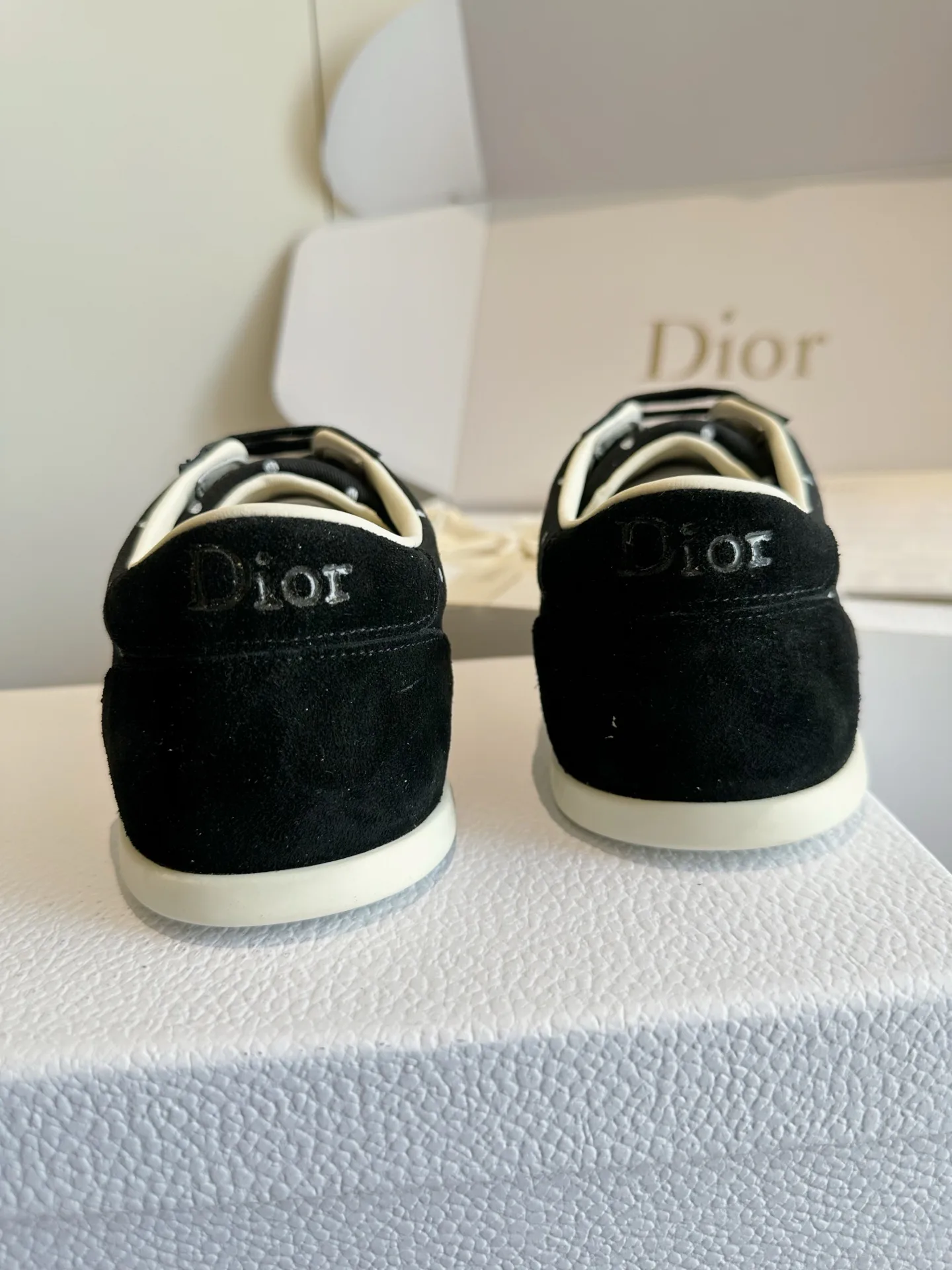 Кроссовки Женские Christian Dior 18443954