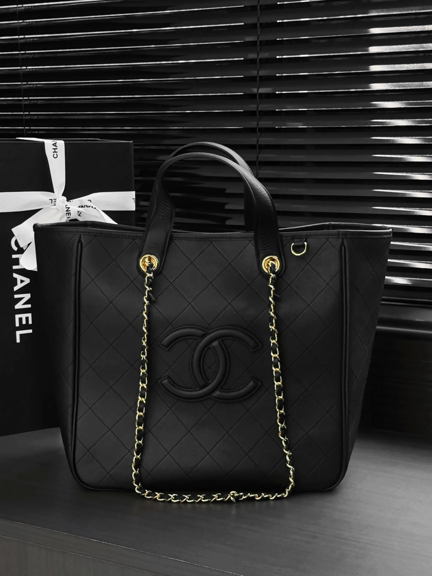 Классические Сумки Женские Chanel 18147887