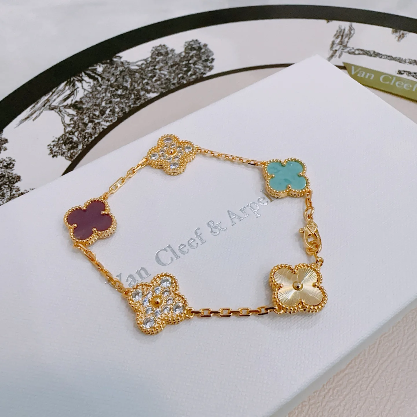 Бижутерия Van Cleef & Arpels 91316