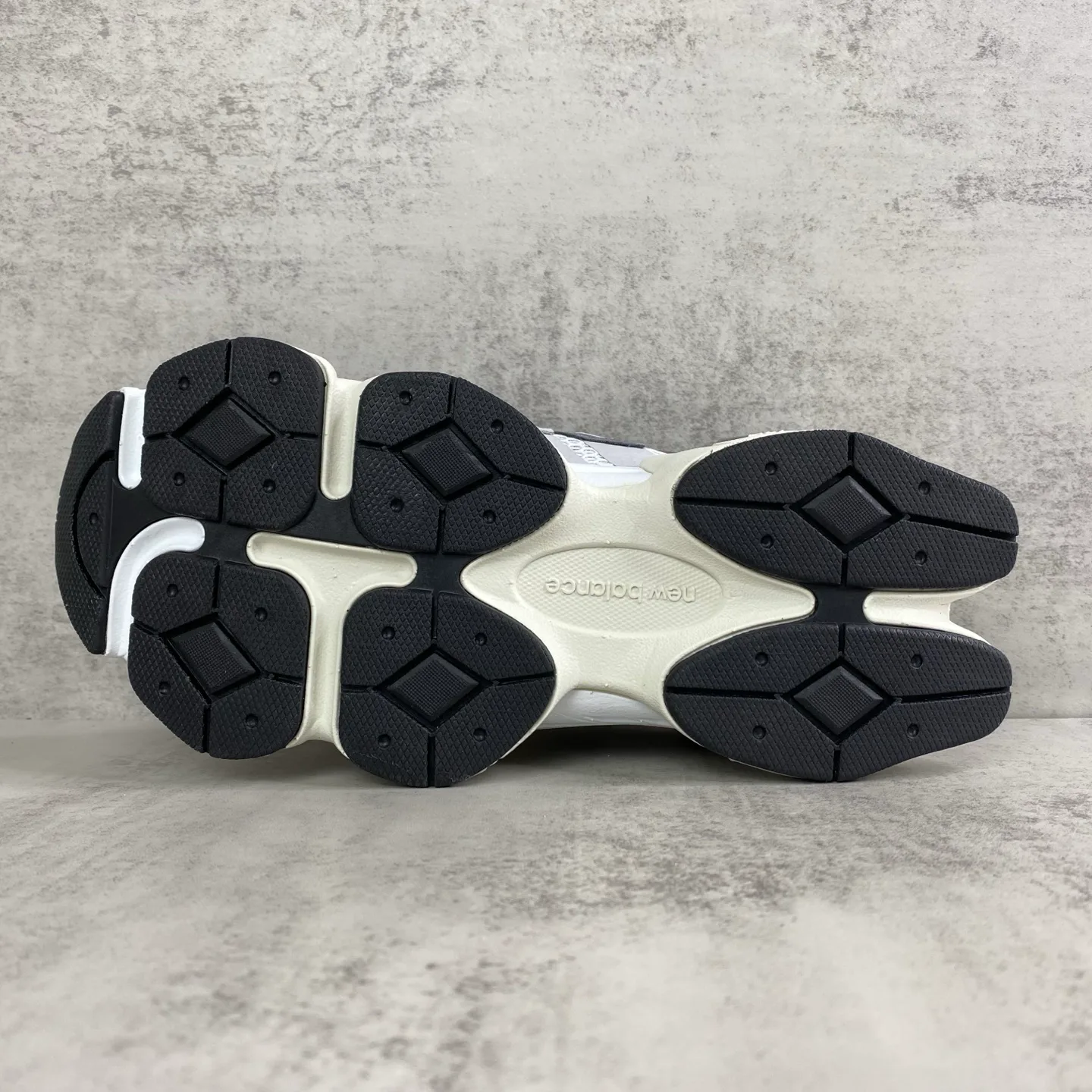 Кроссовки Женские New Balance 17460388