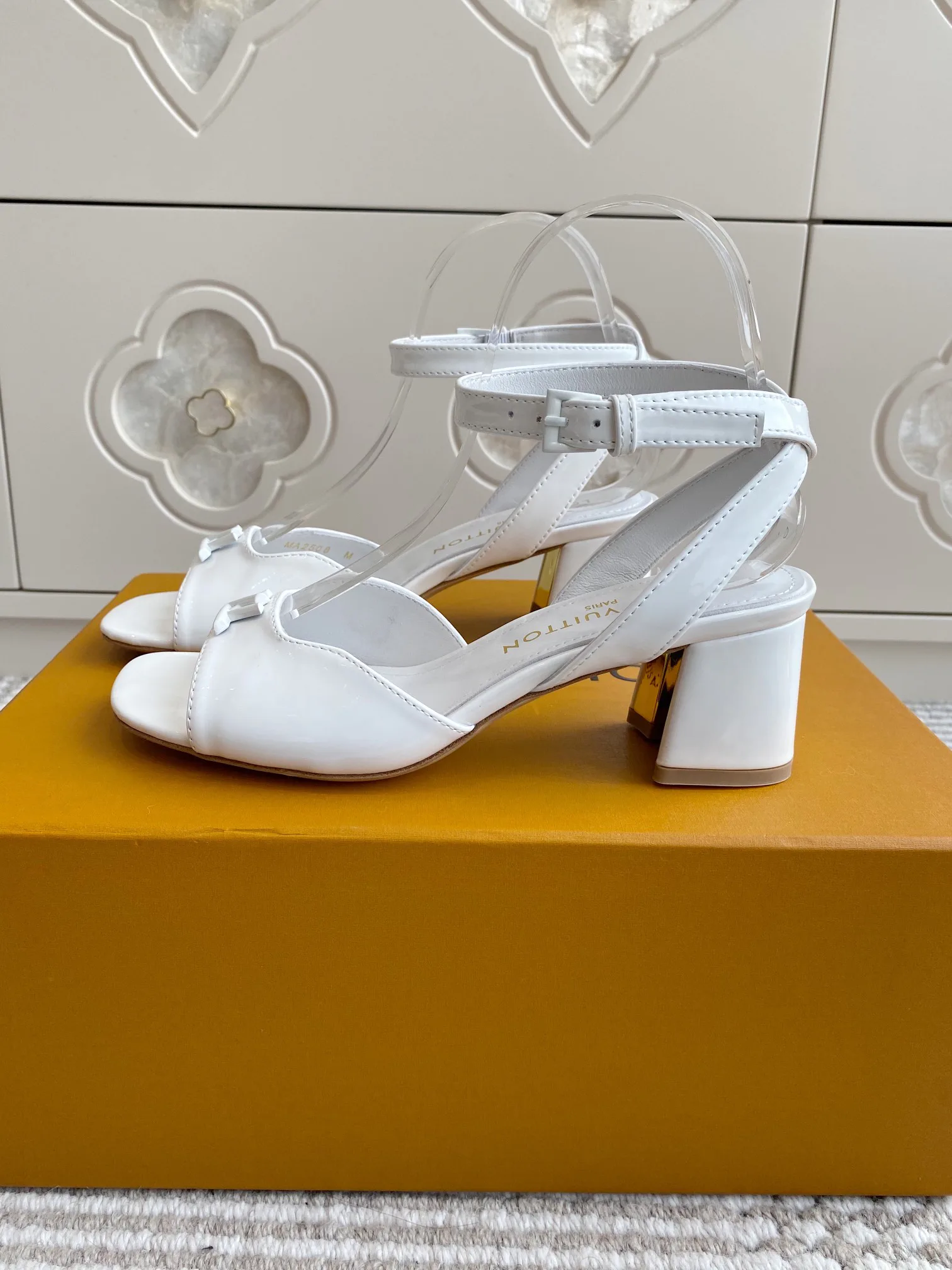 Босоножки Женские Louis Vuitton 34063