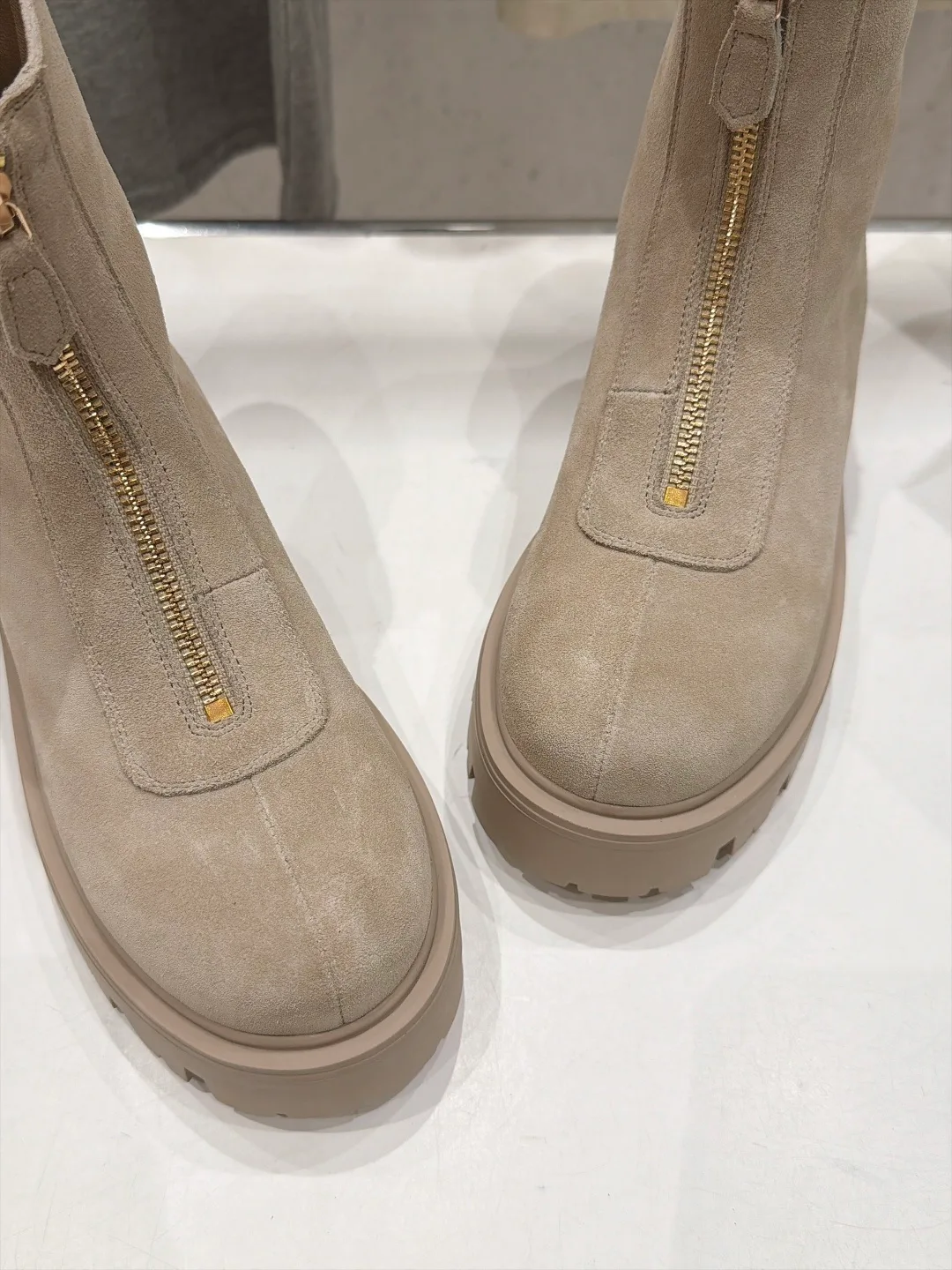 Ботинки Женские Prada 19133657
