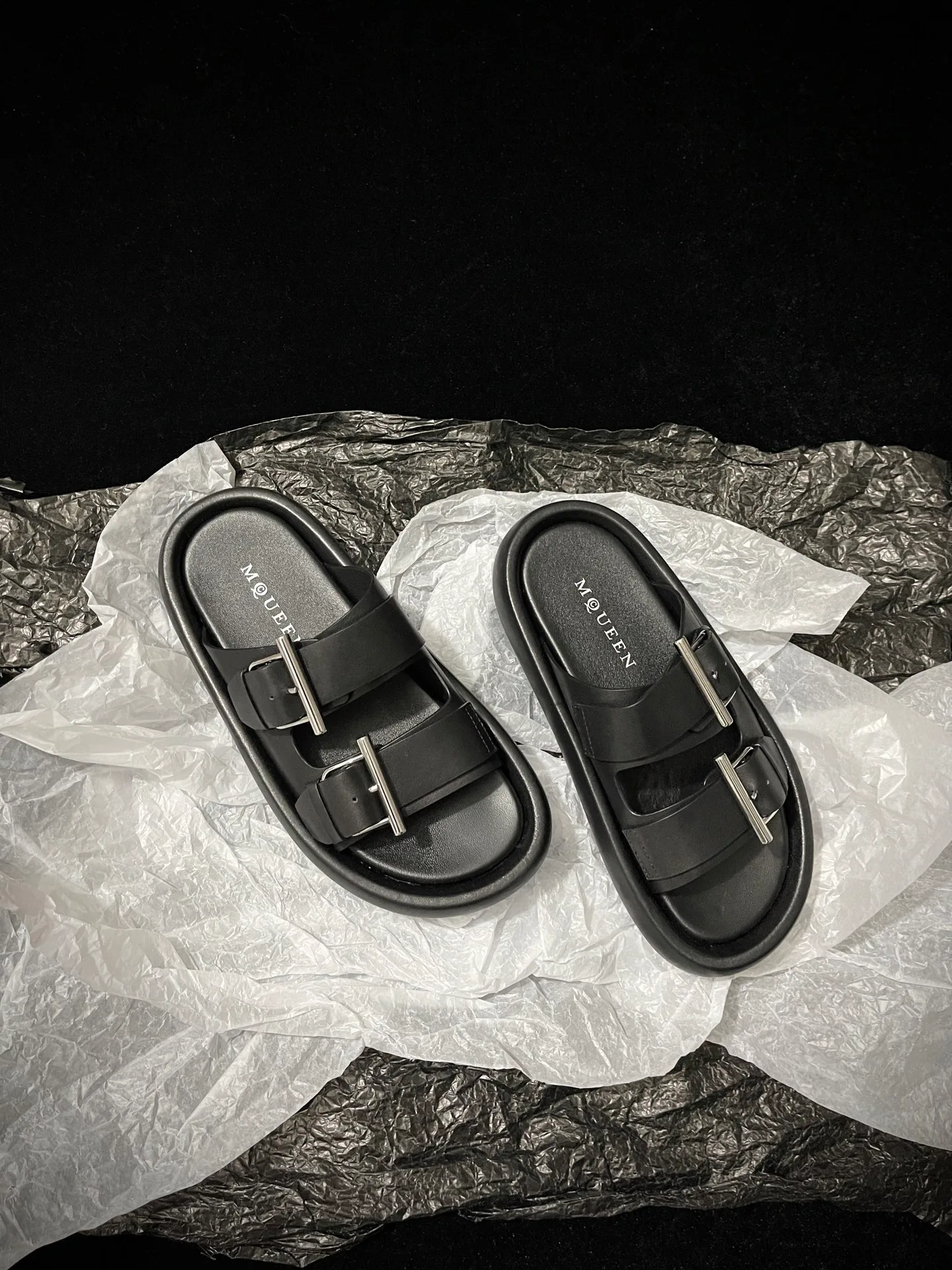 Шлепанцы Женские Alexander Mcqueen 10369