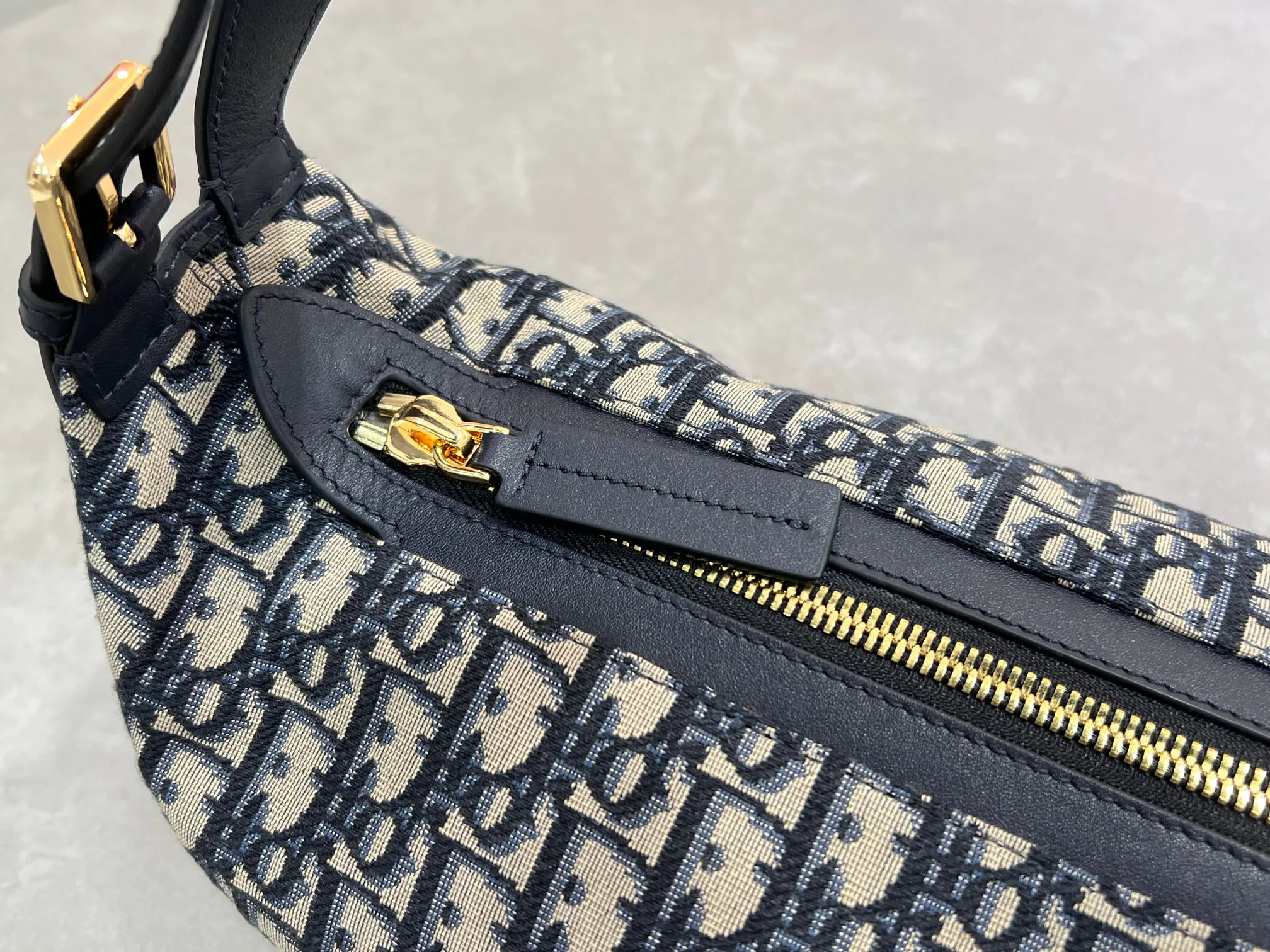 Классические Сумки Женские Christian Dior 12594857