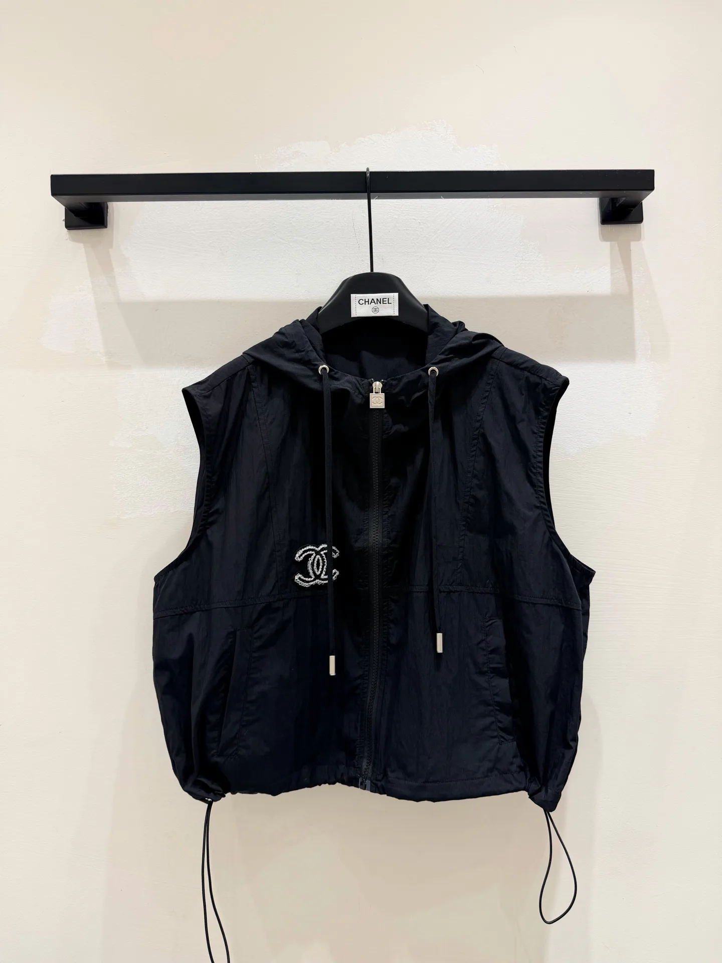 Жилеты Женские Chanel 11698764