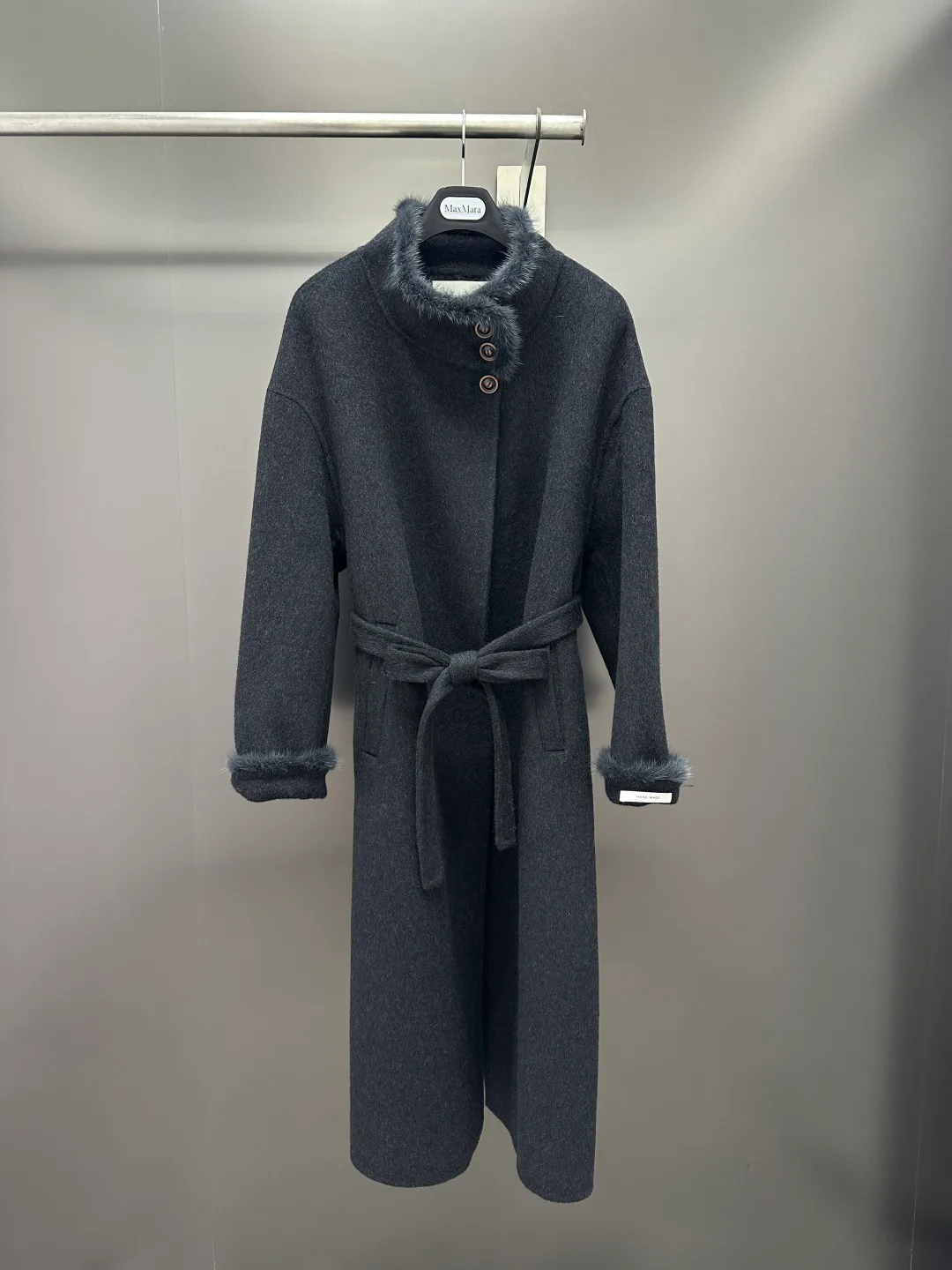 Пальто Женские Max Mara 18902654