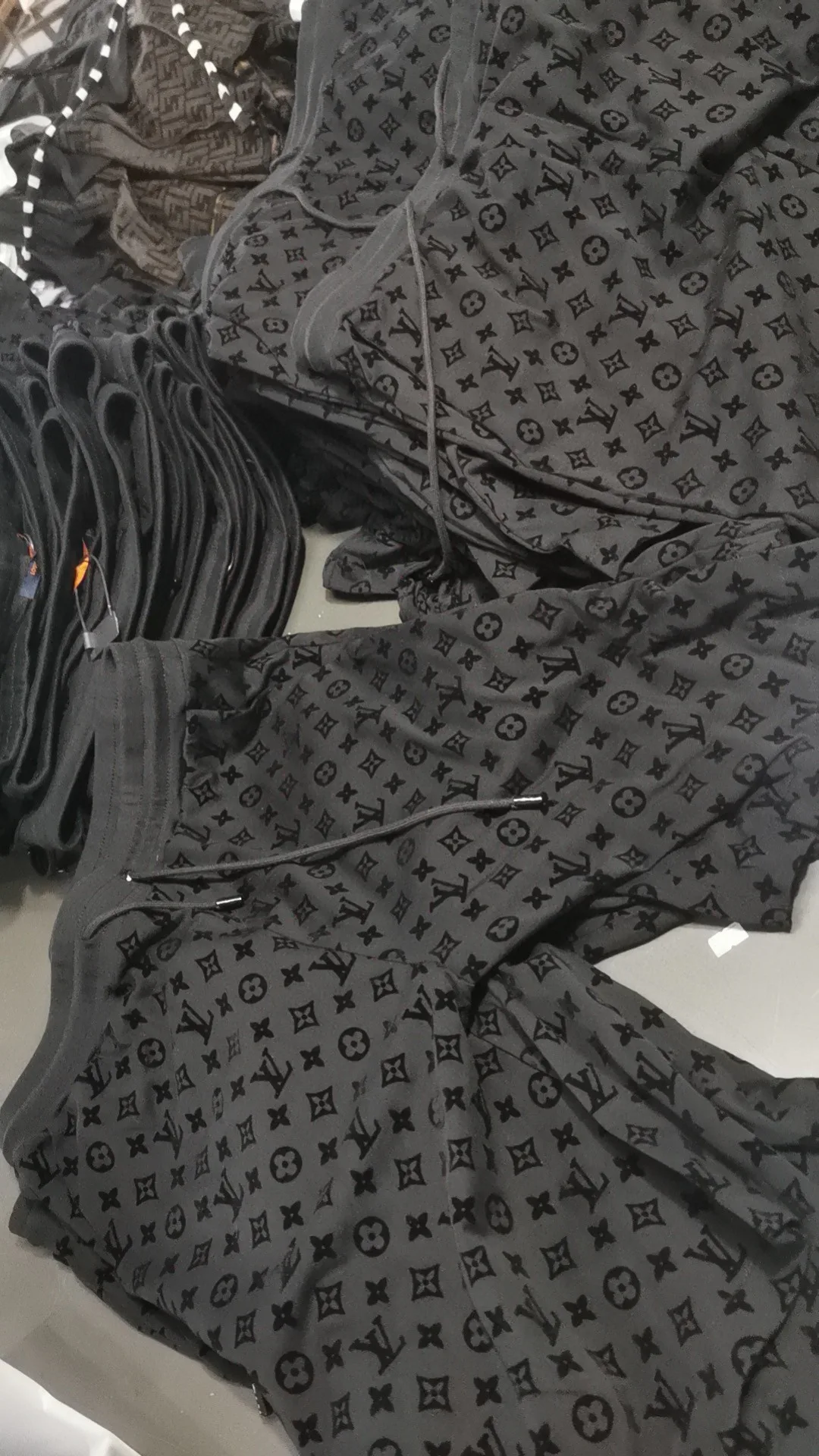 Шорты Мужские Louis Vuitton 11485660