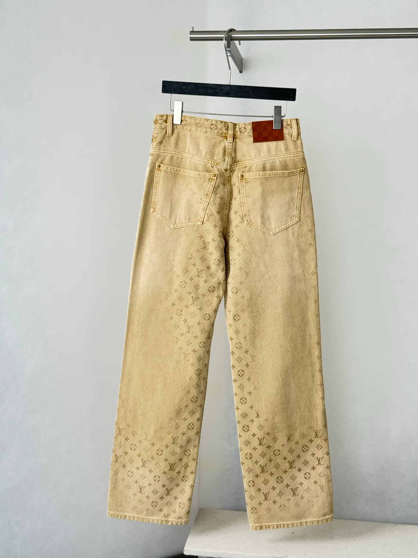 Джинсы Мужские Louis Vuitton 17585910