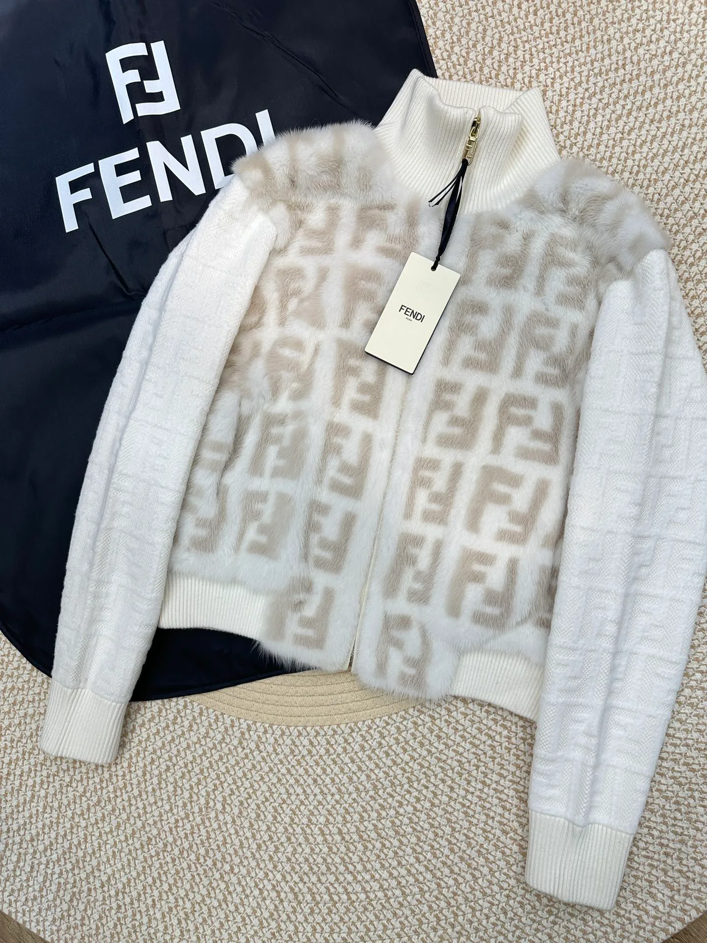 Джемперы И Свитеры Женские Fendi 2237802