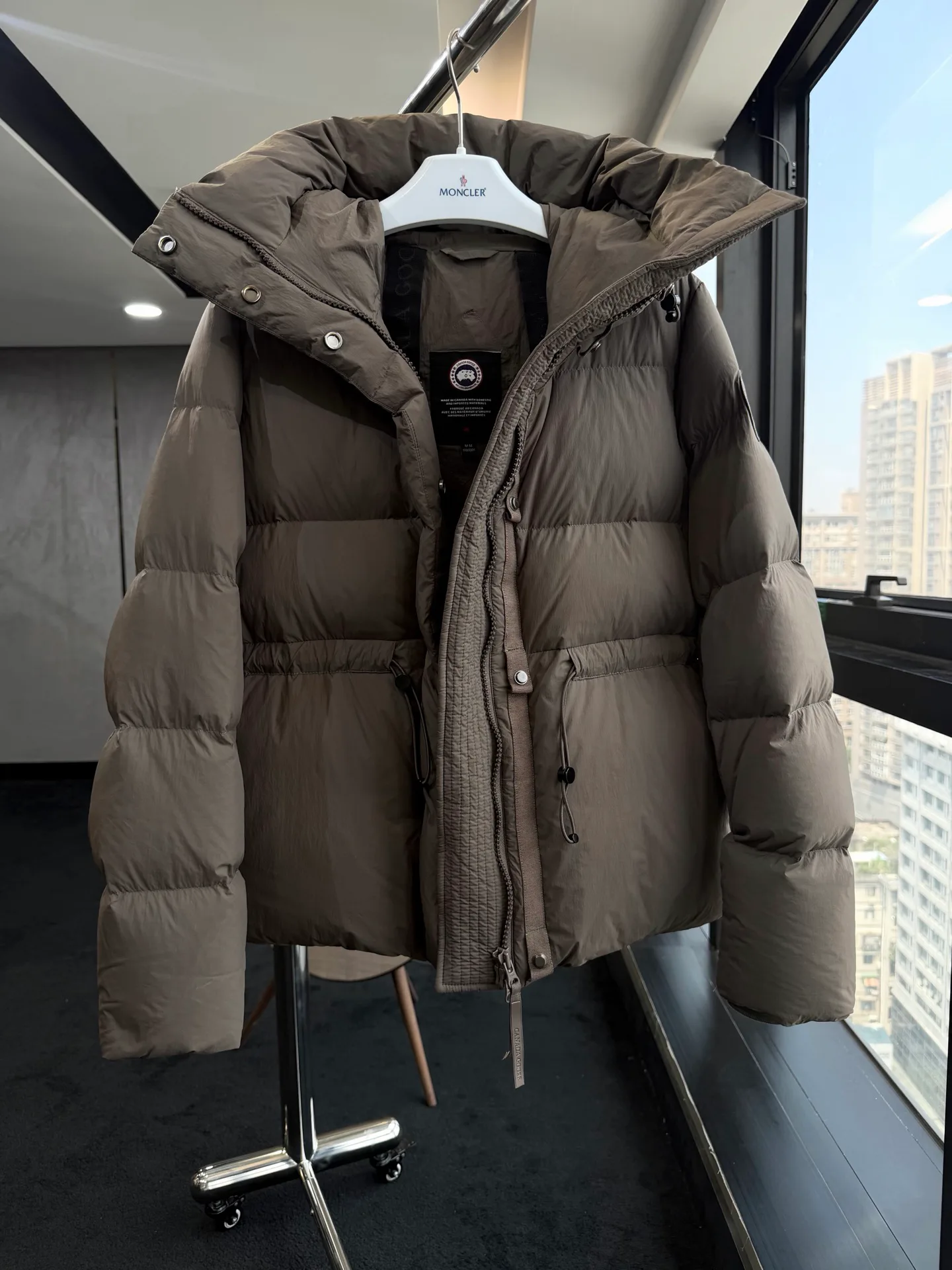 Куртки И Пуховики Женские Canada Goose 19548744