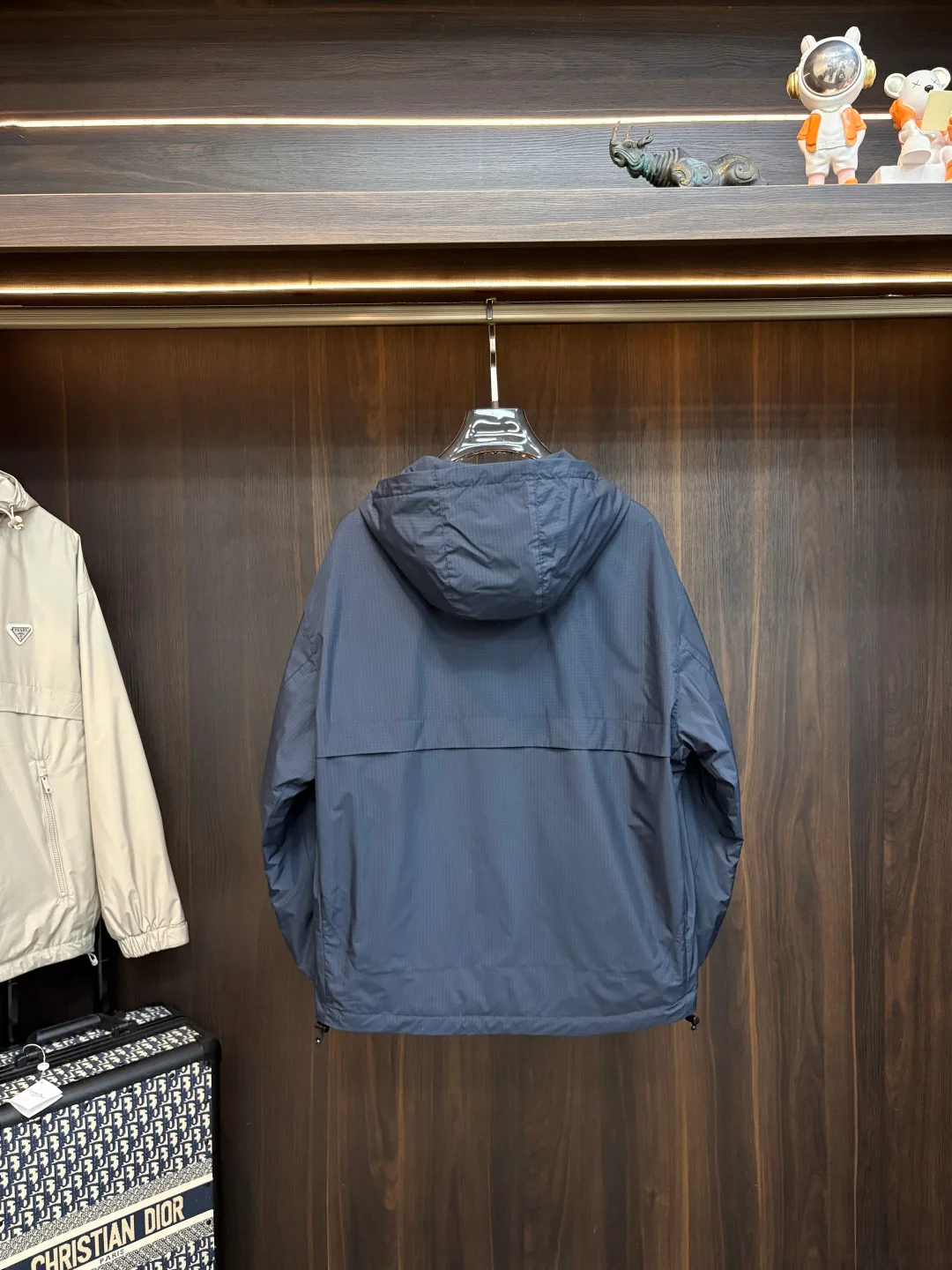 Куртки И Пуховики Женские Prada 18157368
